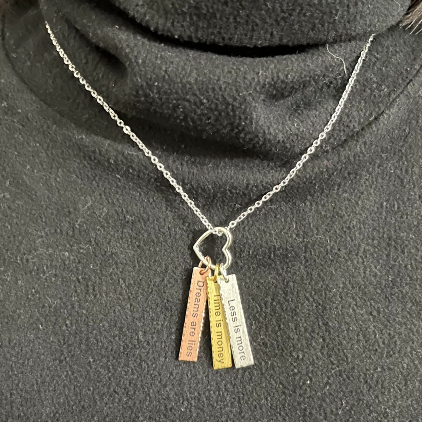 **Personalized Sterling Silver & Gold Heart Necklace - Custom Name Plate for Mom, Grandma, Sister & Best Friend - Mother's Day, Friendship & Family Gift - Perfect for Birthdays, Anniversaries & Special Occasions**