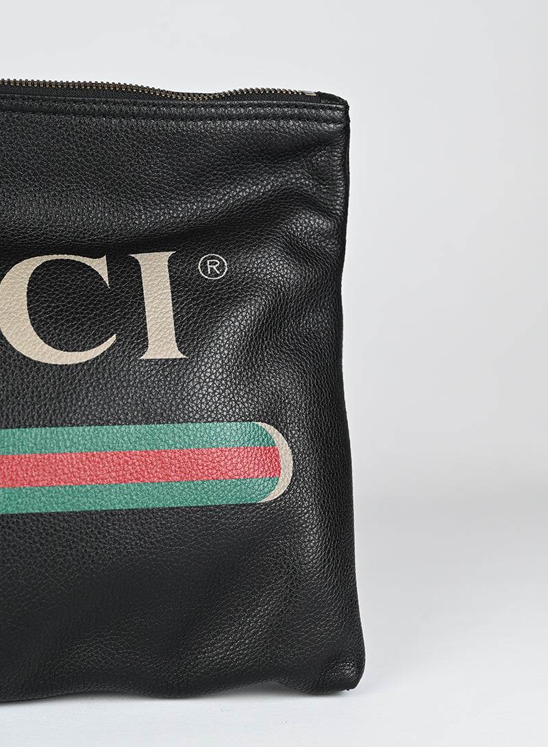 Gucci Black Leather Logo Pochette Handbag - Perfect for Evening Parties, Date Nights & Special Occasions