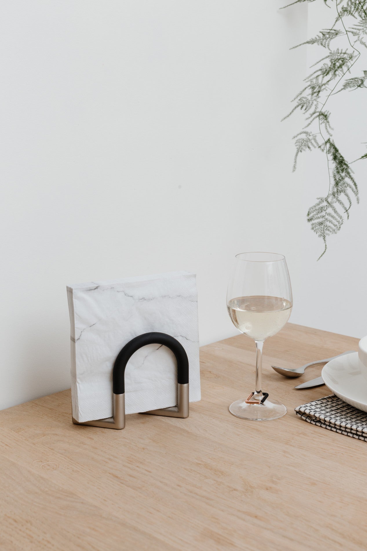 Stainless Steel Swivel Napkin Holder - 360° Rotating Napkin Dispenser for Kitchen, Dining Table, or Restaurant - Perfect for Paper & Cloth Napkins
