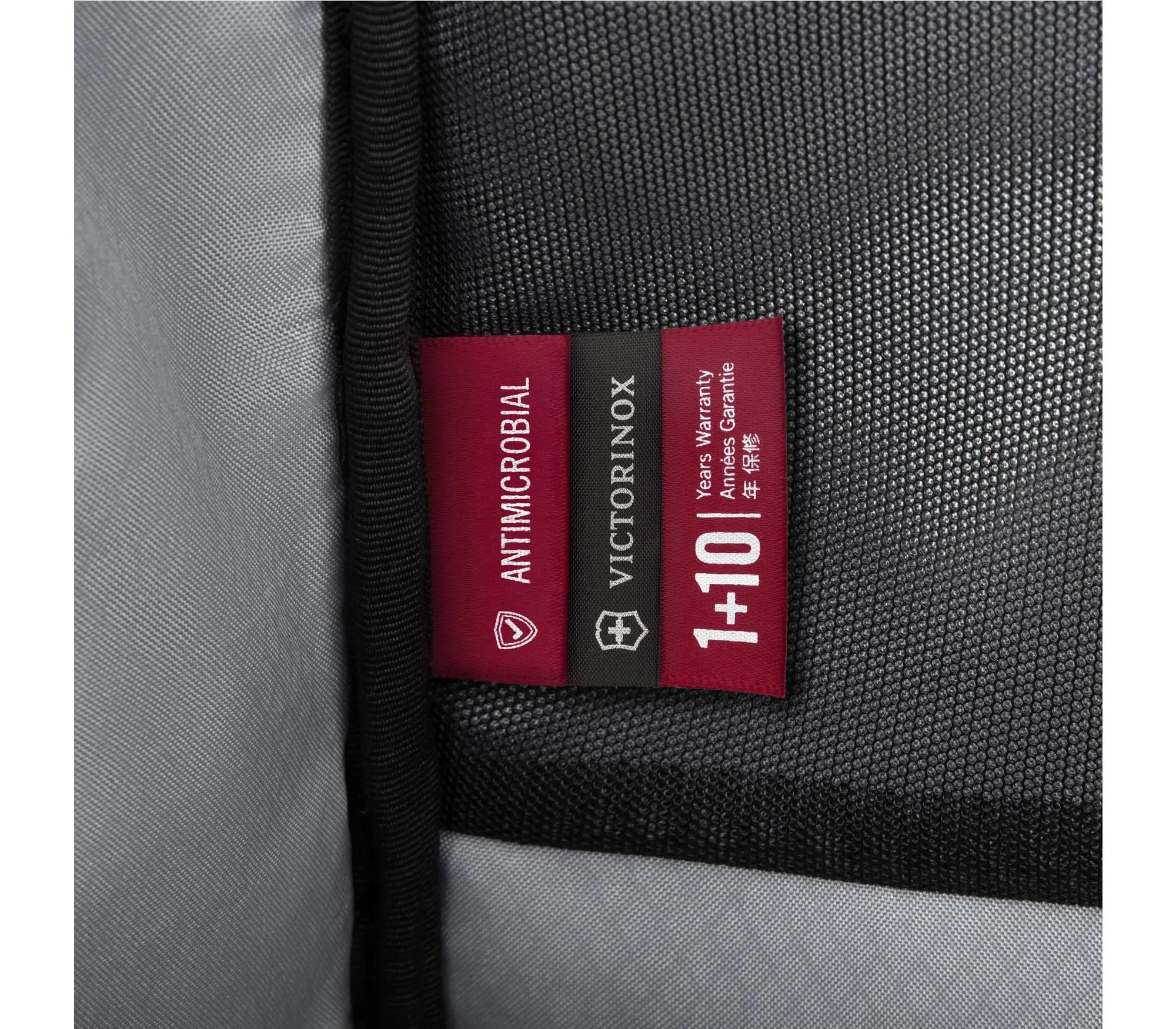 Victorinox Touring 2.0 Waterproof Laptop Sleeve 15 Inch - Shockproof & Lightweight Case for MacBook Pro/Air, Dell XPS - Perfect for Travel, Work & School