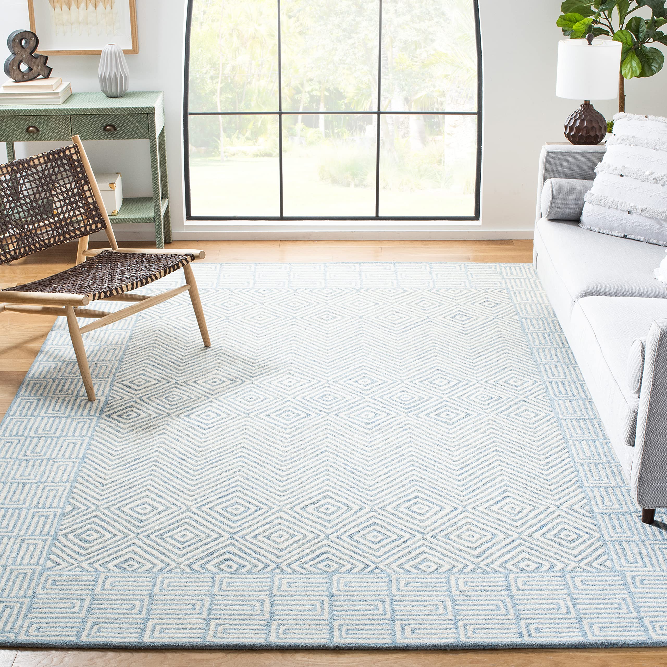 SAFAVIEH Roslyn Collection 8' x 10' Handmade Wool Area Rug - Light Blue & Ivory, Non-Slip & Durable for High Traffic Areas | Perfect for Living Room, Bedroom, Office & Home Decor (ROS353M)