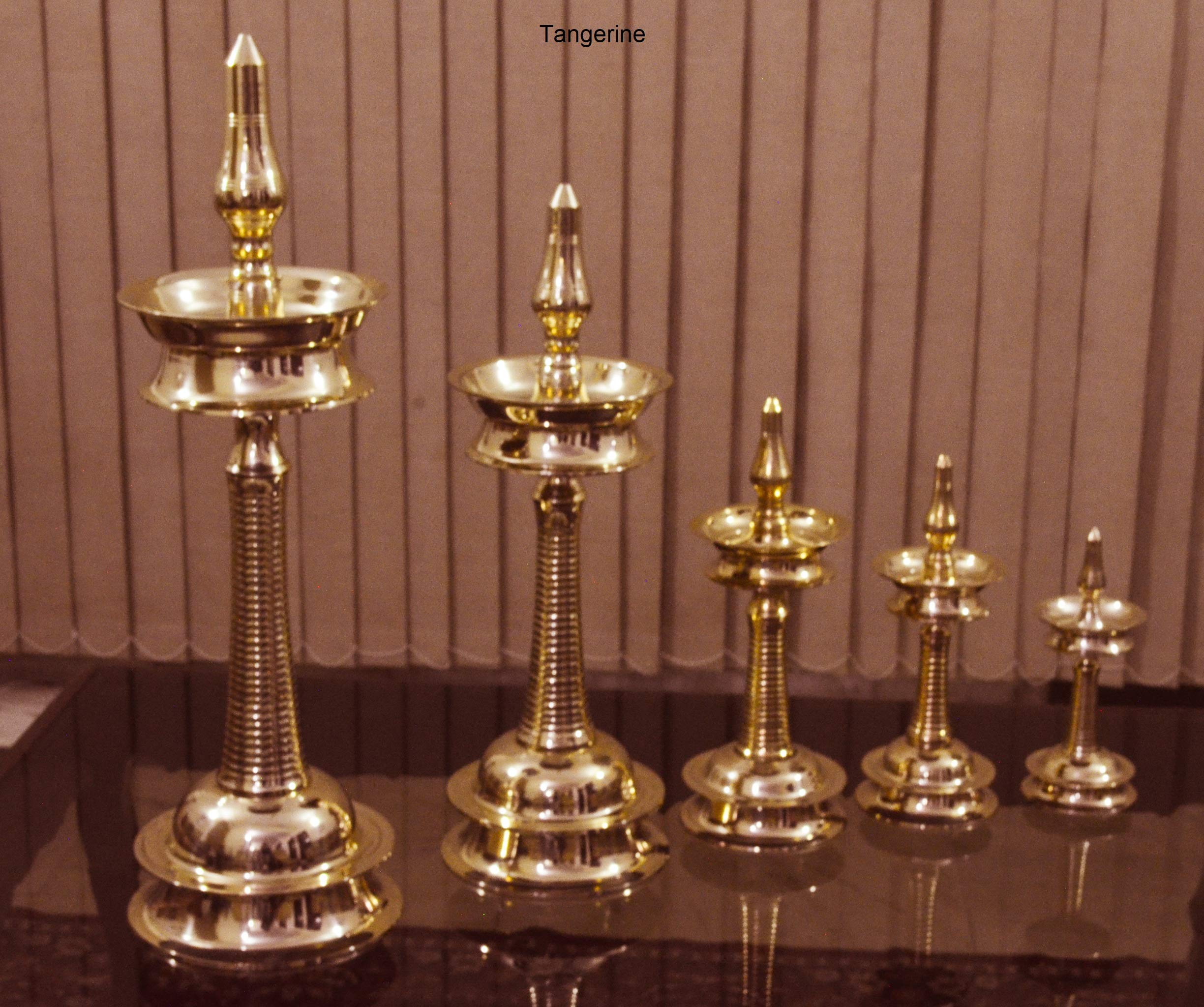 Traditional Kerala Nilavilakku Brass Oil Lamp - 24 Inch South Indian Diya for Pooja, Home Decor & Wedding Ceremonies | Authentic Kerala Handcrafted Brass Diya