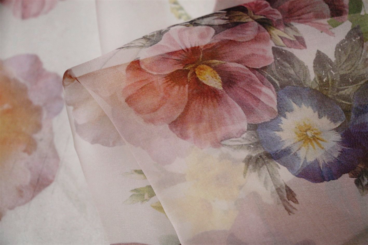 Art Of Bloom - Premium Floral Art & Home Decor for Living Room, Bedroom, Wedding & Special Occasions