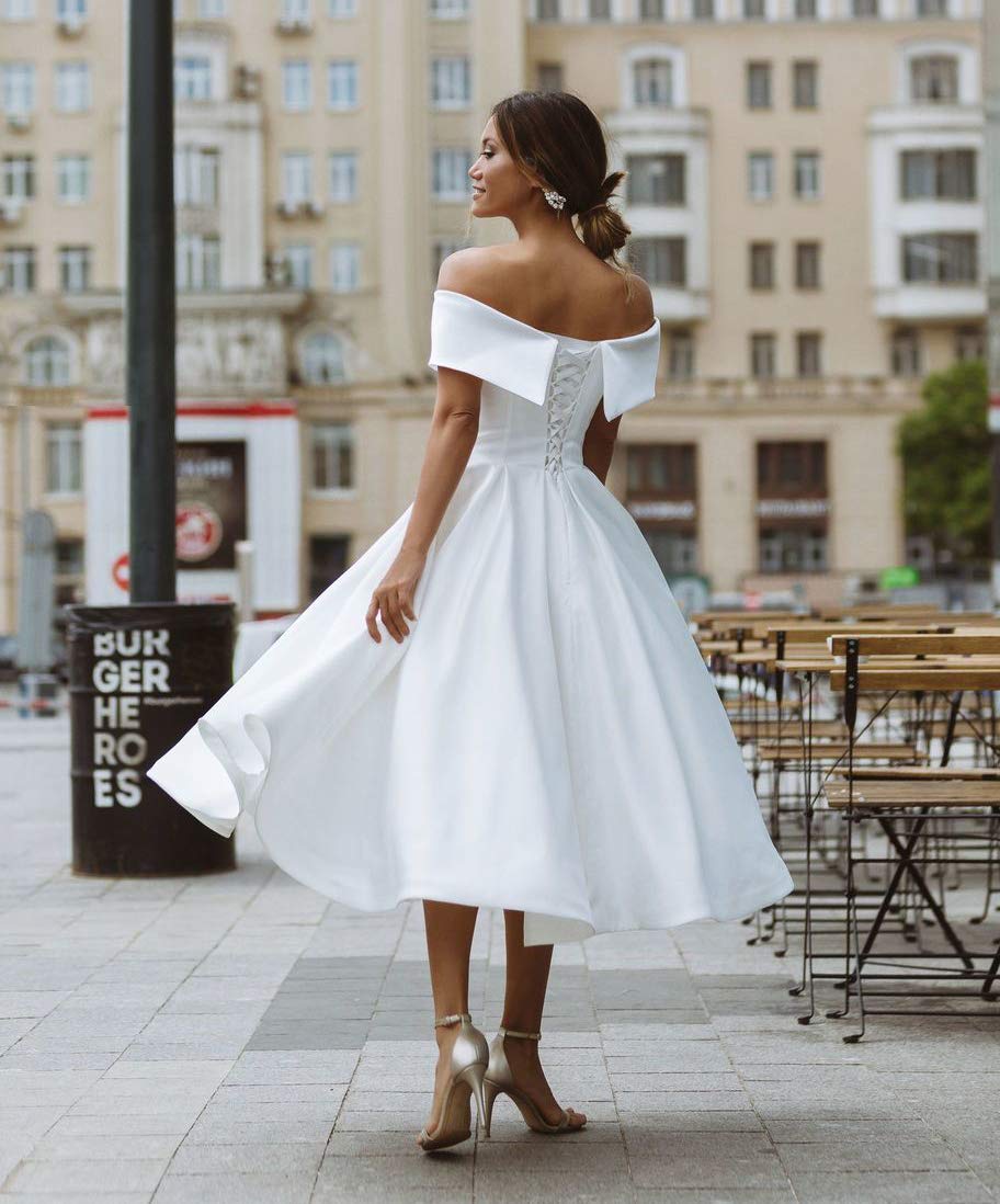 XYAYE Women's Sleeveless Short Satin Wedding Dress - Off The Shoulder A-Line Bridal Gown for Bride | Perfect for Beach Weddings, Vow Renewals & Romantic Photoshoots