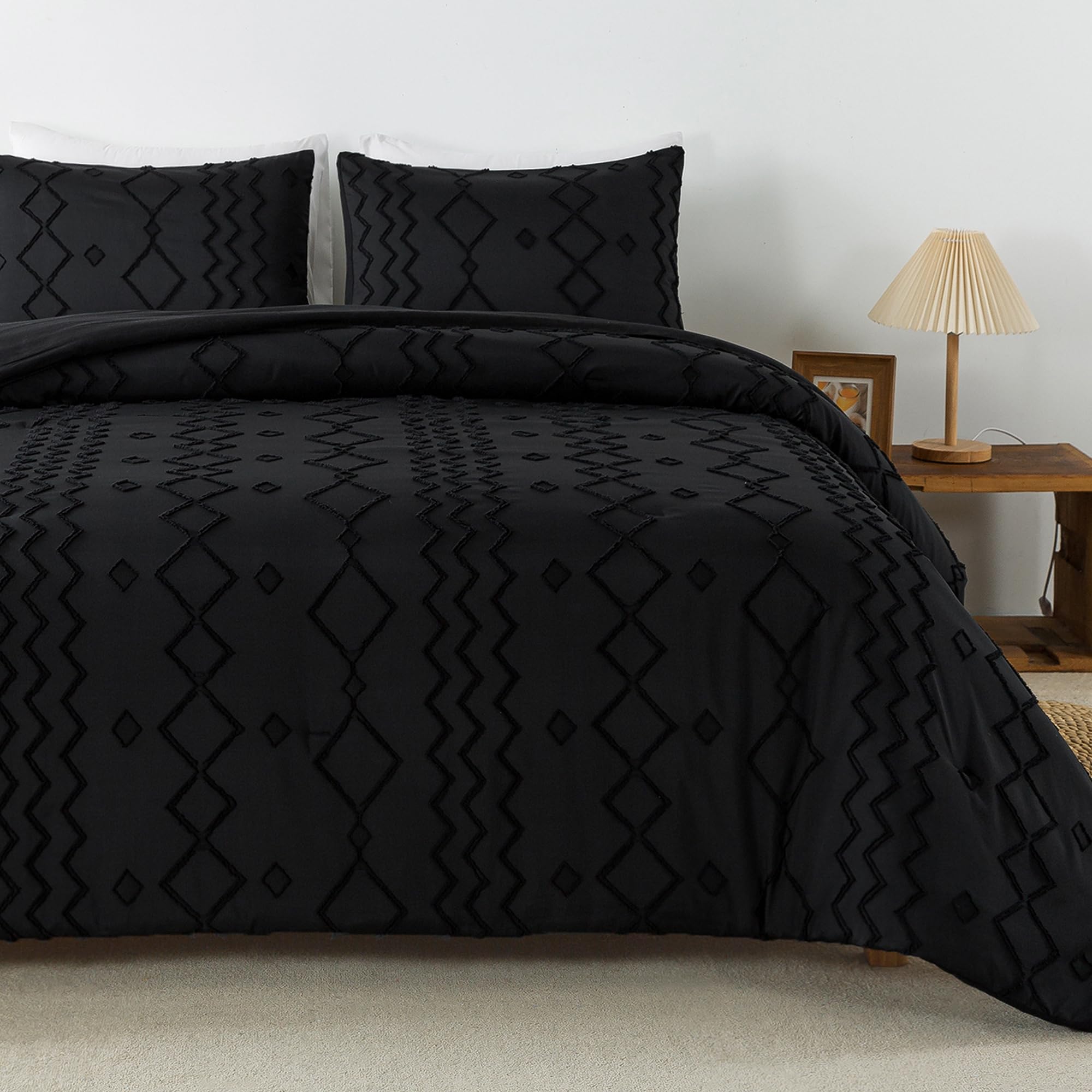 Andency Black Tufted Comforter Set Queen Size (90x90 Inches) - 3 Piece Boho Farmhouse Bedding with Geometric Design, Soft Microfiber Down Alternative Comforter & 2 Pillow Shams - Perfect for Master Bedroom, Guest Room & Cozy Farmhouse Decor
