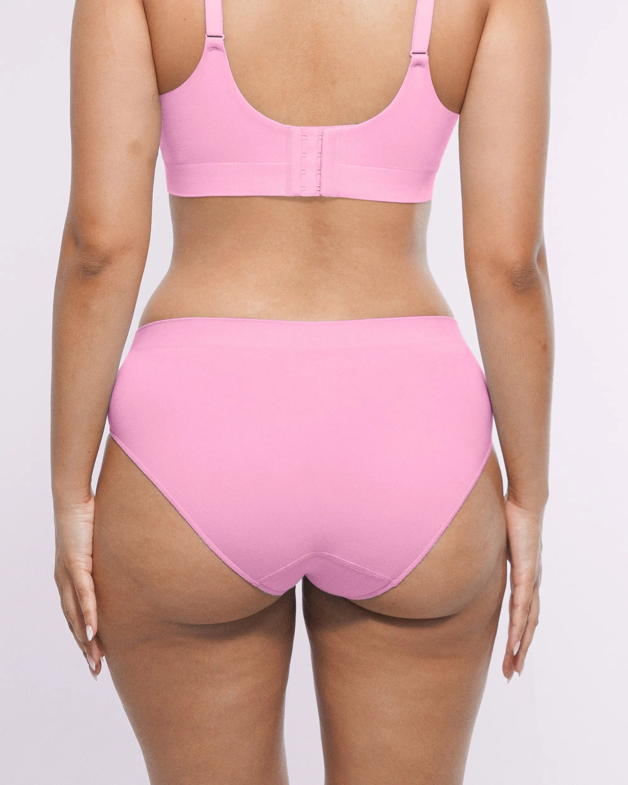 OceanHug™ Oyster Reborn Smoothing Brief - Comfortable Seamless Underwear for Women, Soft Breathable Panties for Everyday Wear, Perfect for Work, Yoga & Lounge