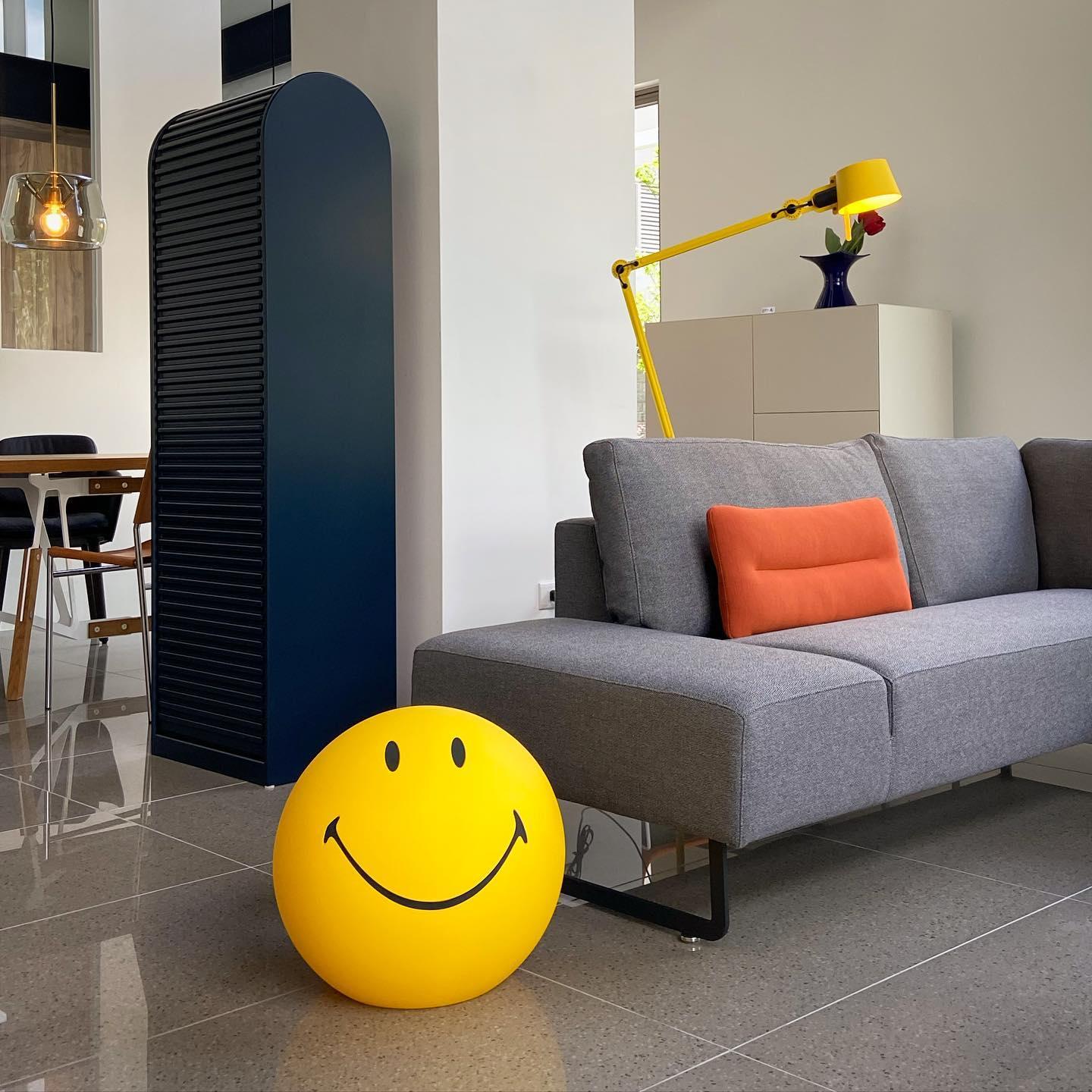 Smiling Table Lamp - Modern LED Night Light for Bedroom, Nursery & Office - Perfect for Reading, Decor & Relaxation