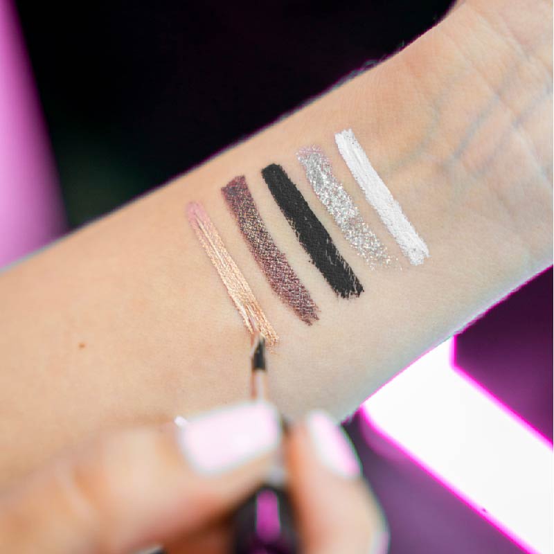 Waterproof Liquid Eyeliner - Long Lasting Smudge Proof Eye Liner Pen for Precise Winged Liner - Perfect for Everyday Makeup, Party & Special Occasions