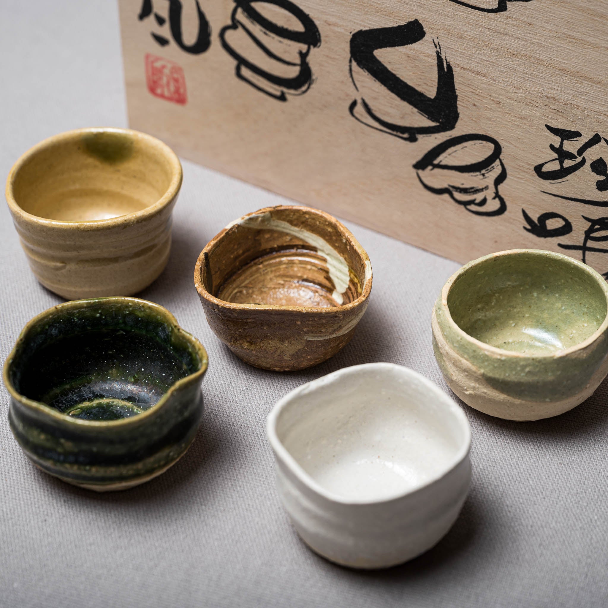 Premium Japanese Handmade Sake Cup Gift Set - Set of 5 Traditional Mino Ware Guinomis - Authentic Ceramic Drinking Cups for Sake, Whiskey & Tea - Perfect for Gifts, Japanese Tea Ceremonies & Home Bar Decor