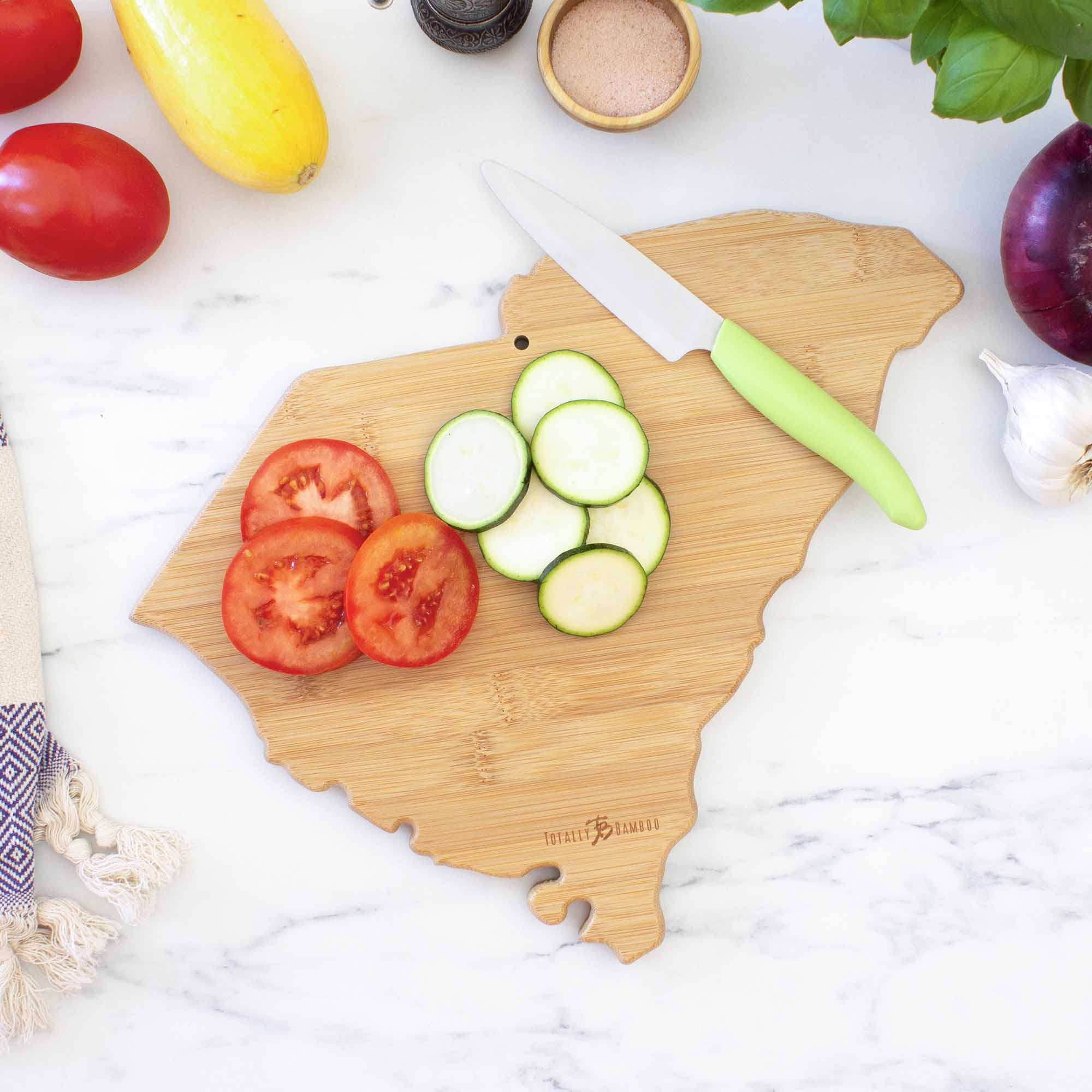 Premium 14 x 11.5 Inch South Carolina Themed Wooden Cutting Board - Perfect for Kitchen Prep, Charcuterie Boards & Home Decor