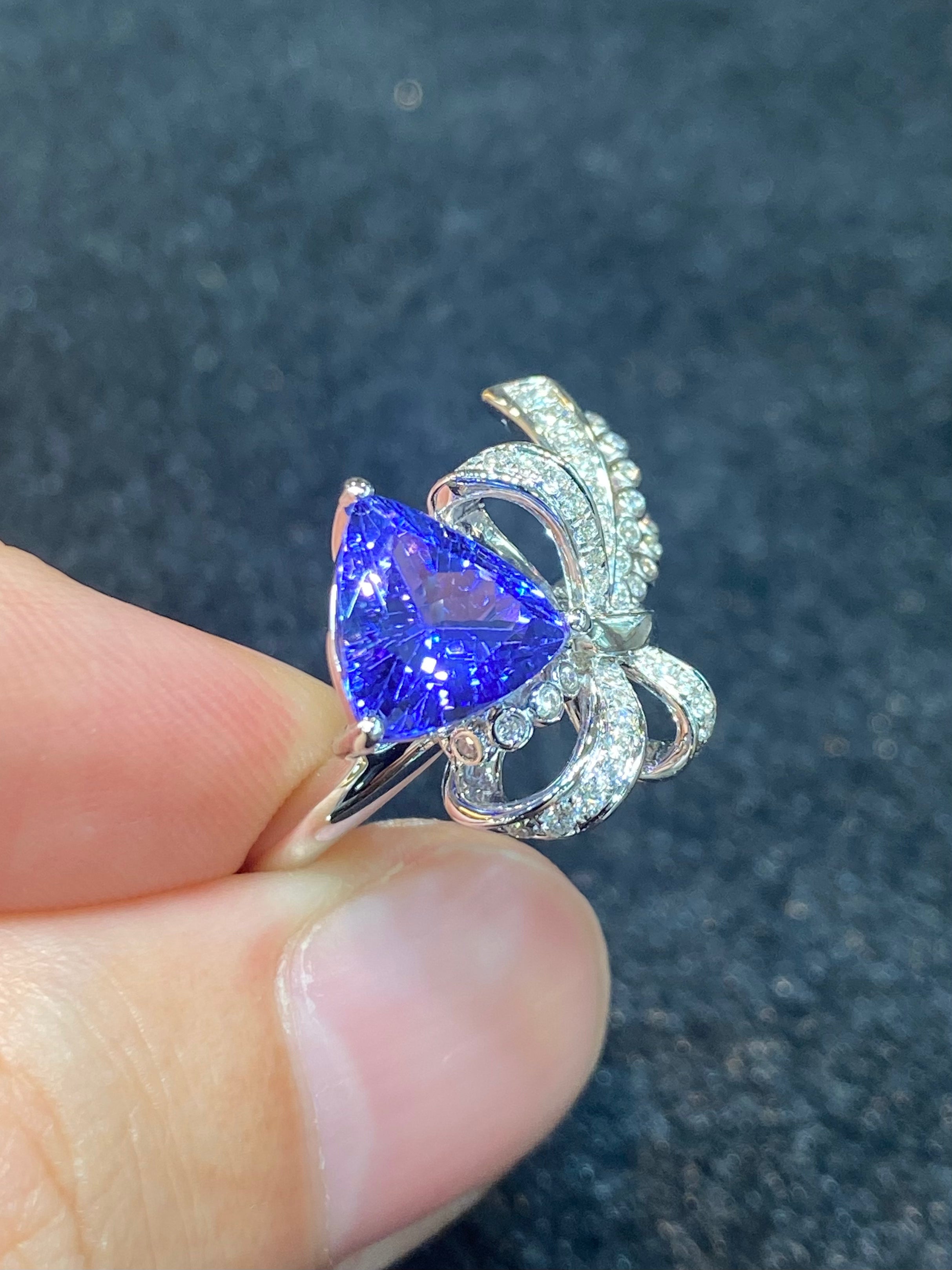 Natural Tanzanite 2.75ct Sterling Silver Ring for Women - Elegant Birthstone Jewelry Gift for Anniversary, Engagement & Special Occasions