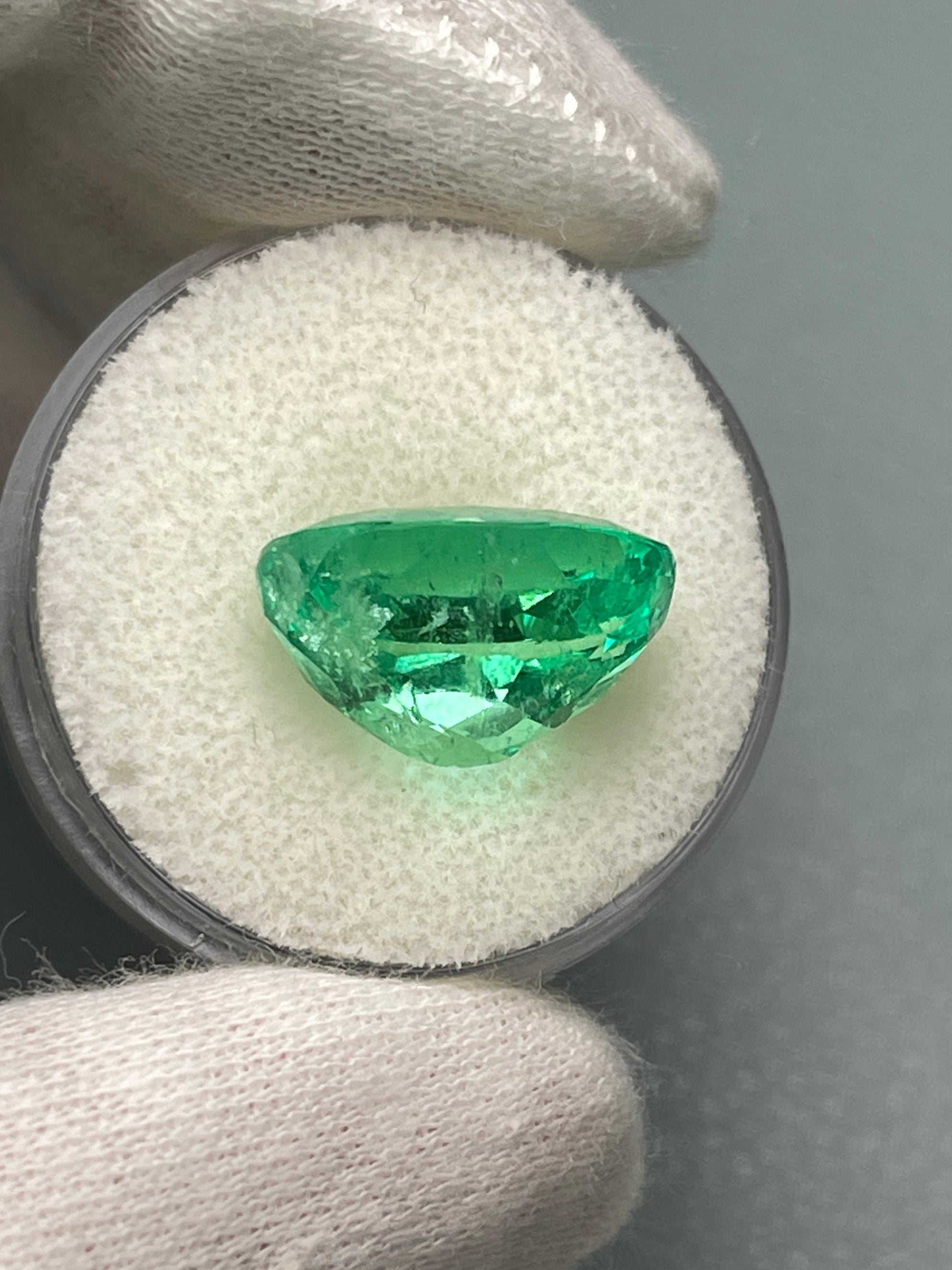 8.40 Carat 15x12mm Muzo Yellowish Green Natural Loose Colombian Emerald Oval Cut Gemstone for Jewelry Making & Engagement Rings