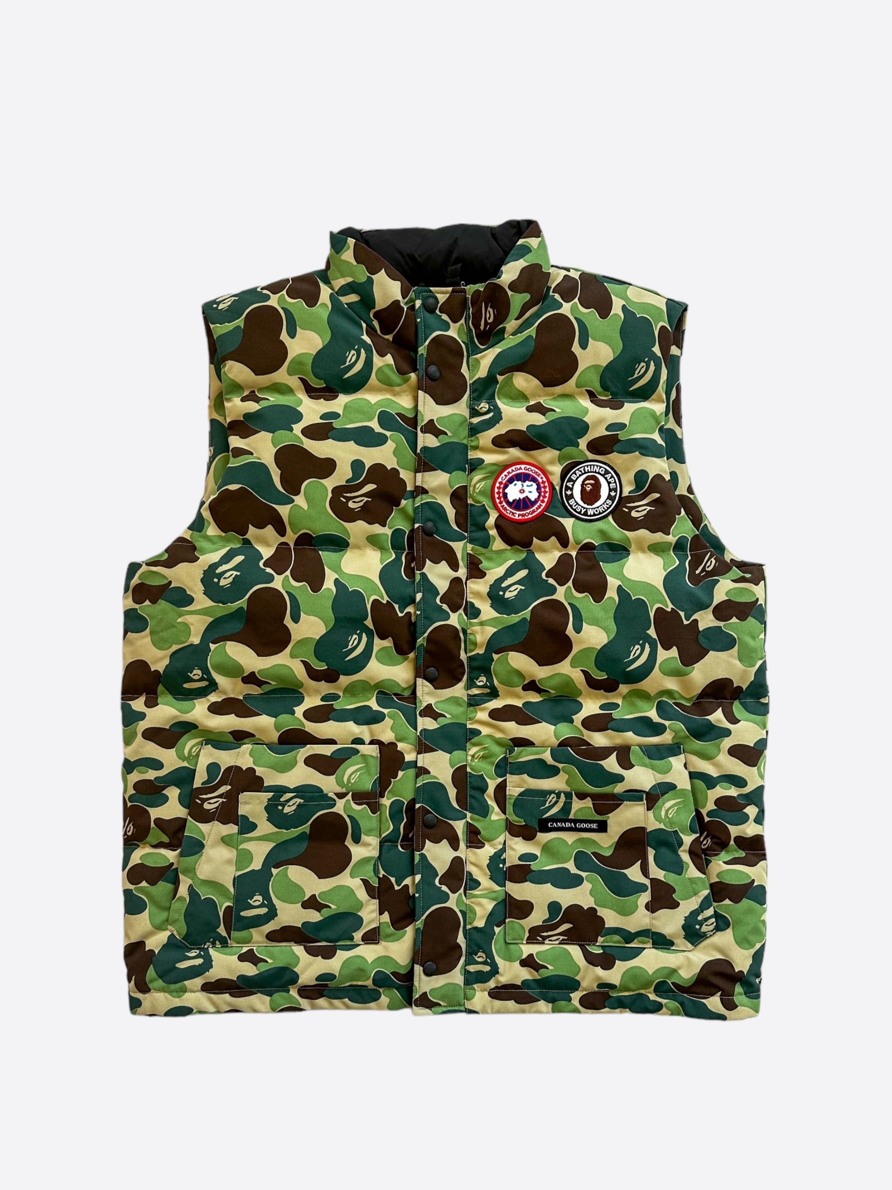 Canada Goose BAPE Green Camouflage Freestyle Vest for Men - Lightweight Winter Puffer Jacket for Outdoor Activities & Urban Fashion
