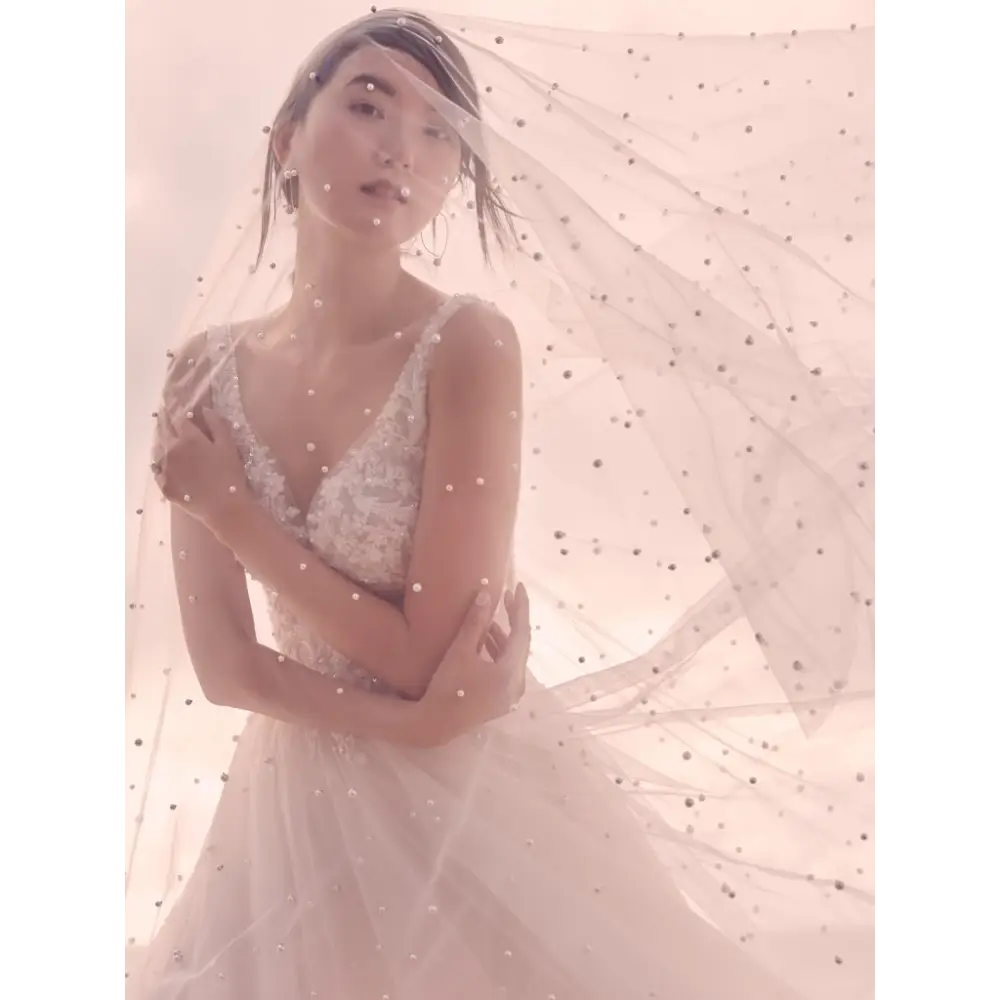 Sottero & Midgley Pierce Veil - Bridal Wedding Veil Sample Sale | Perfect for Brides, Bridesmaids & Formal Occasions