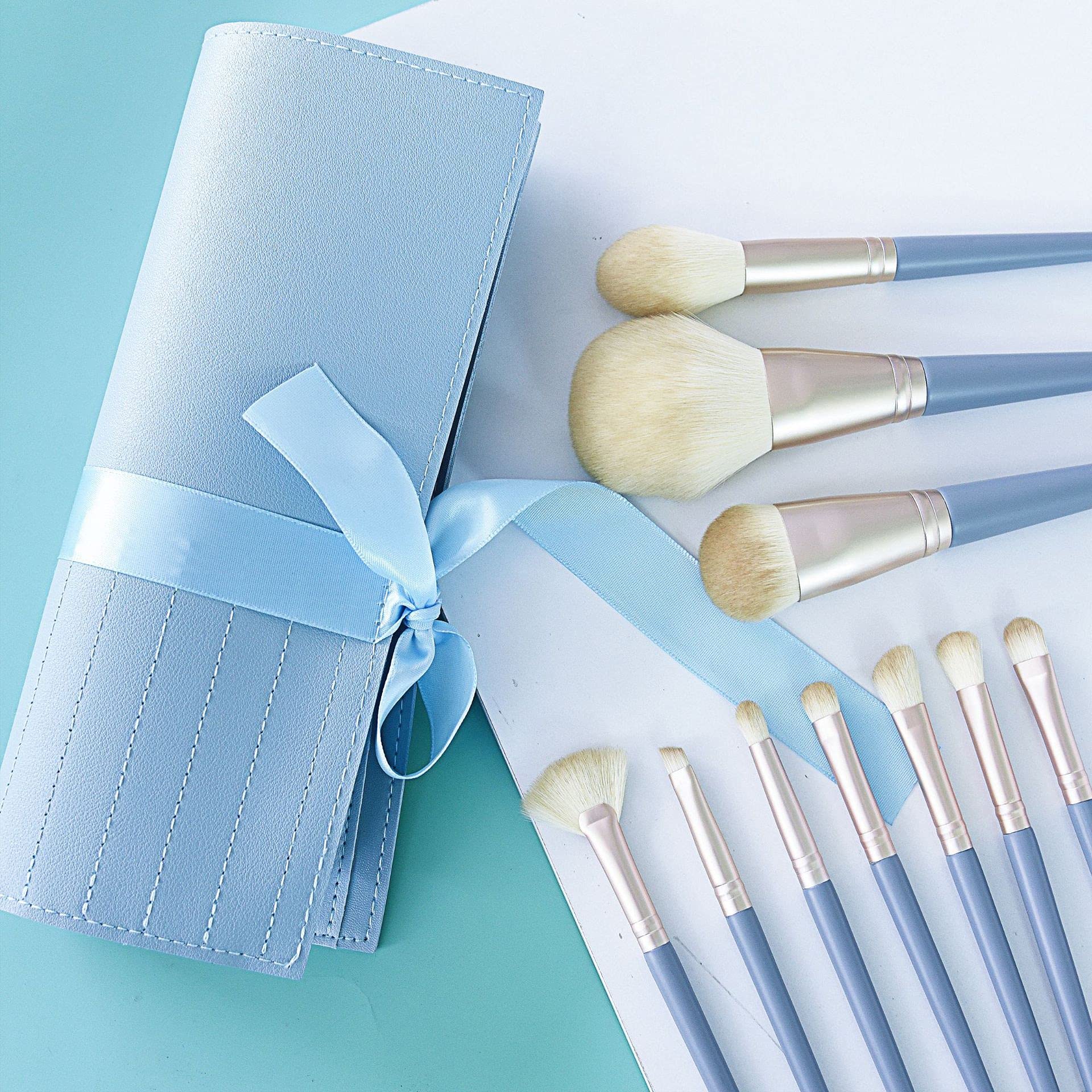 Premium Roslet 10-Piece Makeup Brush Set - Synthetic Foundation, Powder, Blush, Concealer & Eyeshadow Brushes with Travel Pouch | Perfect for Professional Makeup Artists & Everyday Beauty Routines