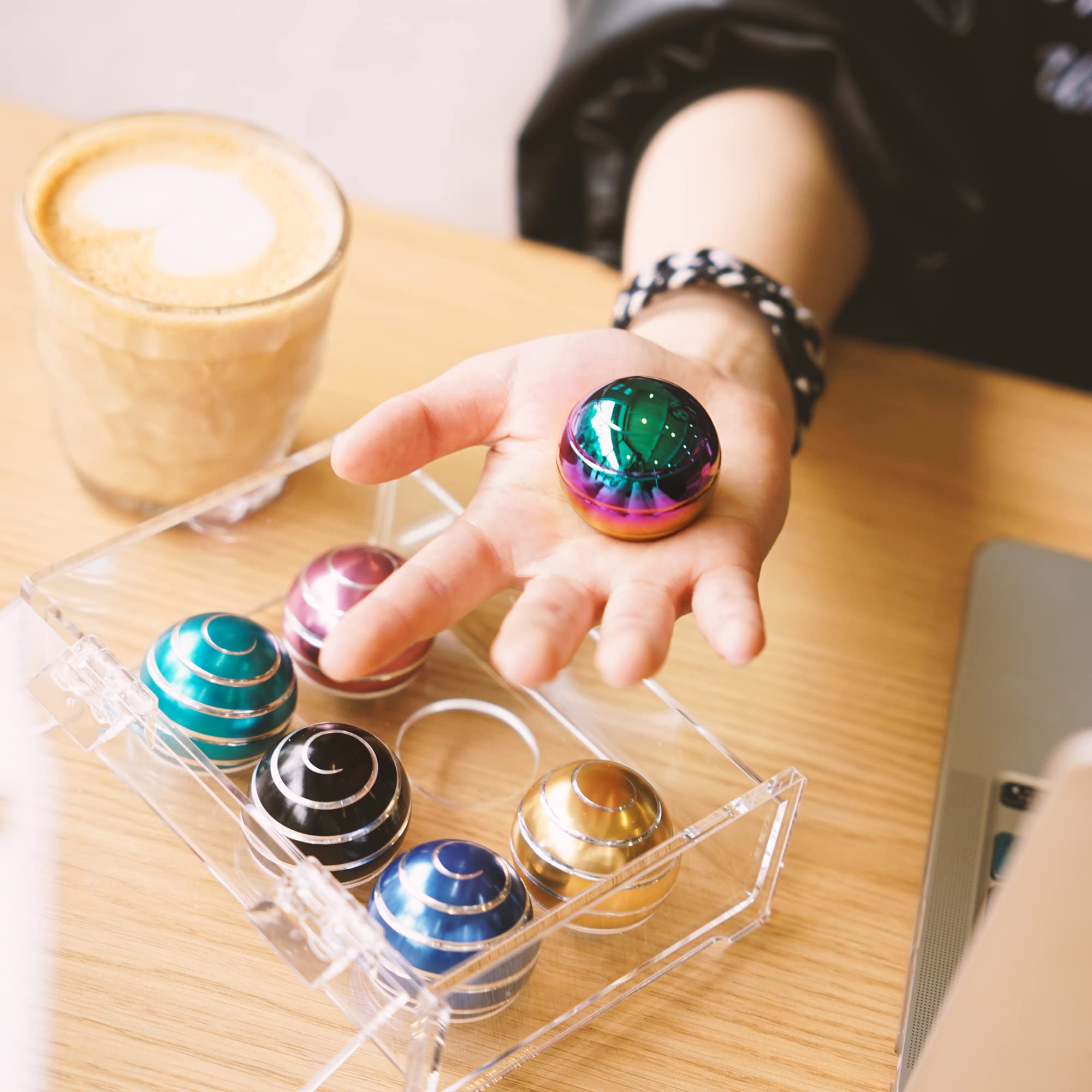 Kinetic Desk Toys for Adults & Kids - Fidget Gadgets Set with 180° Spin, Stress Relief & Optical Illusion Fun - Perfect for Office, School, Home - Great Christmas Gift for Men, Women, Teens & Children