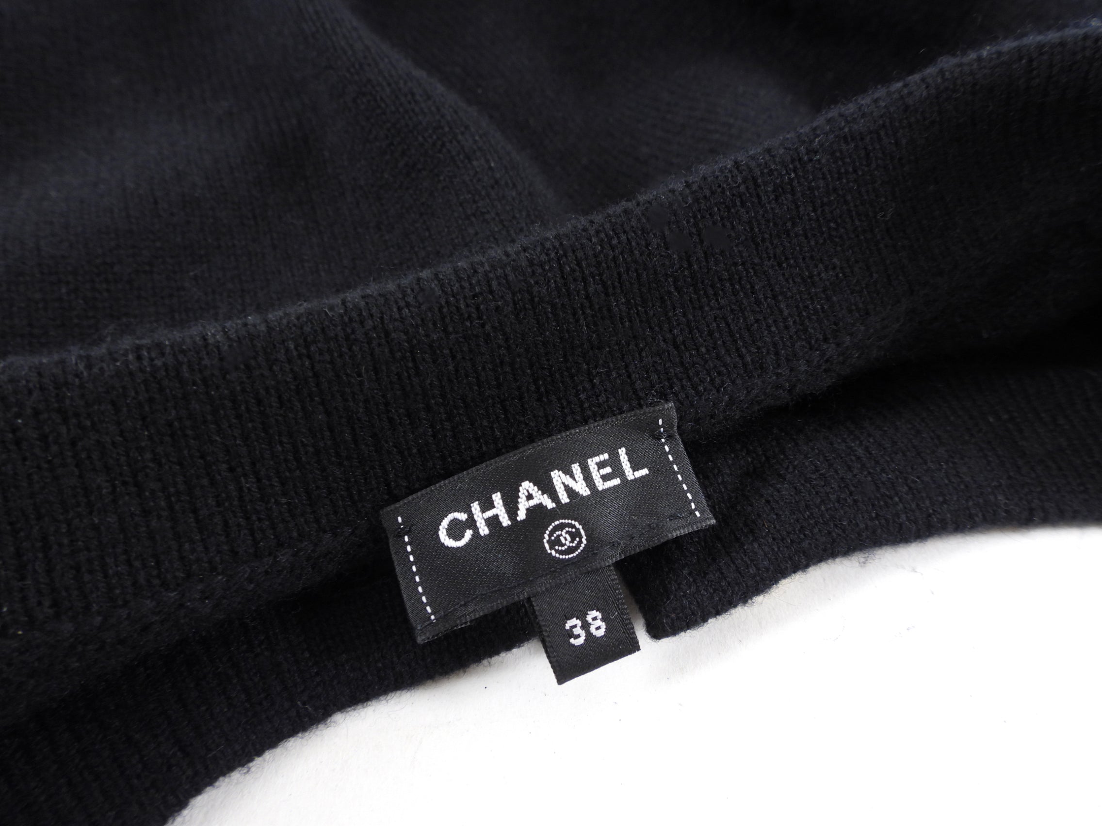 Chanel 22C Black & Off White Cashmere 4-in-1 Cardigan Sweater Women's Size FR38/S - Luxury Knitwear for Office, Party & Winter Fashion