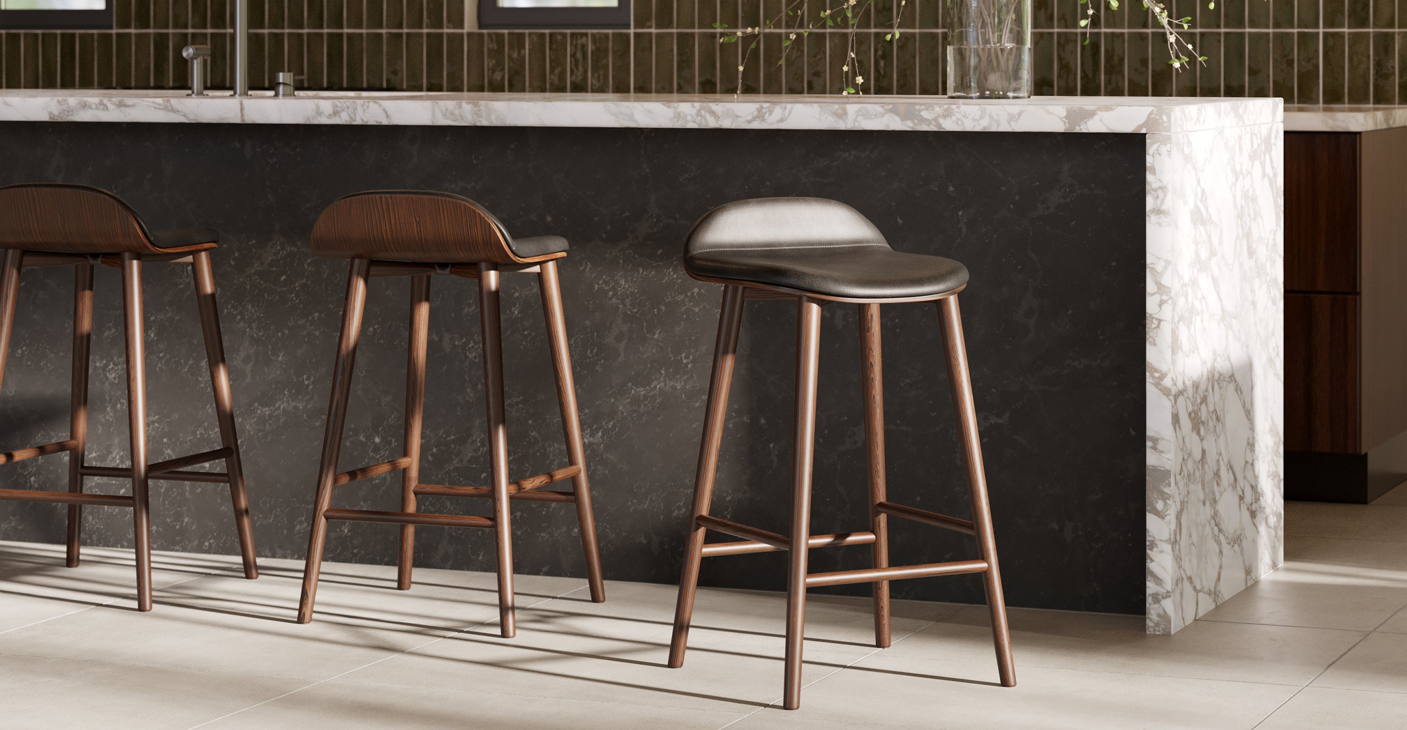 Notello Leather Counter Stool - Modern Bar Stool with Adjustable Height, PU Leather Seat & Metal Base - Perfect for Kitchen Island, Breakfast Bar & Home Decor