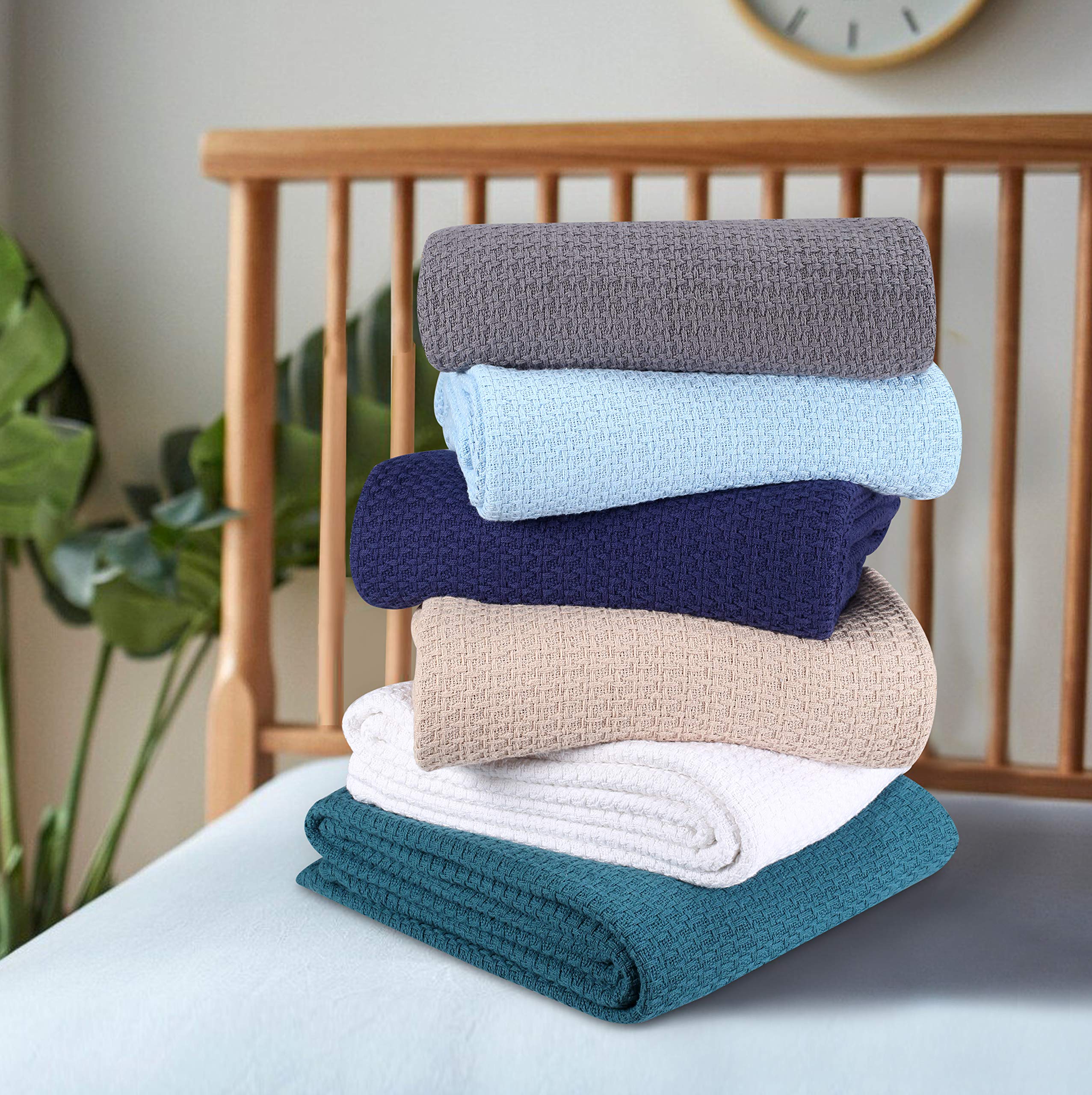 BELIZZI HOME 100% Cotton King Size Thermal Blanket - Breathable All Season Bed Blanket for Layering - Soft Peach Blanket for Bedroom, Living Room & Guest Room Comfort