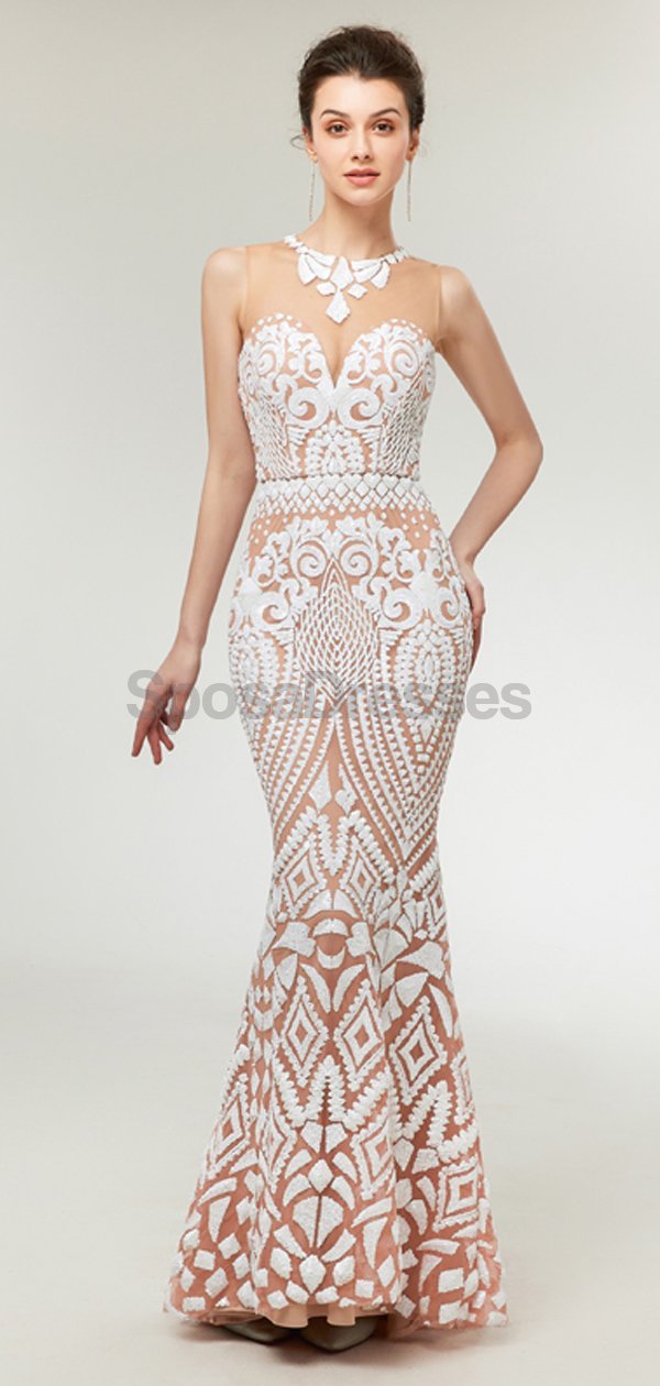 Elegant Illusion Lace Mermaid Long Evening Prom Dress for Women - Formal Party Gown with Sheer Neckline - Perfect for Homecoming, Prom Night & Special Occasions