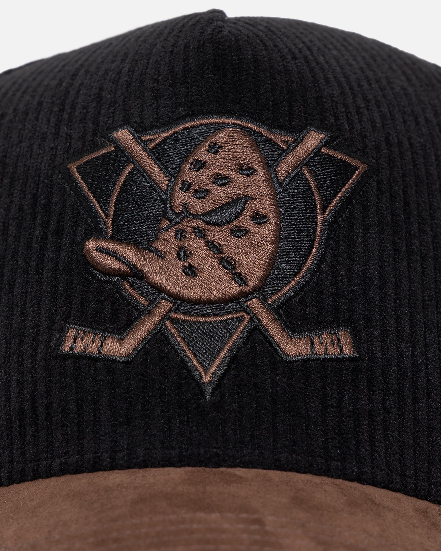 47 Brand Anaheim Ducks 'Black Barren' 47 Offside DT Snapback Black Hat - Official NHL Hockey Cap for Men & Women - Perfect for Games, Tailgating & Fan Apparel