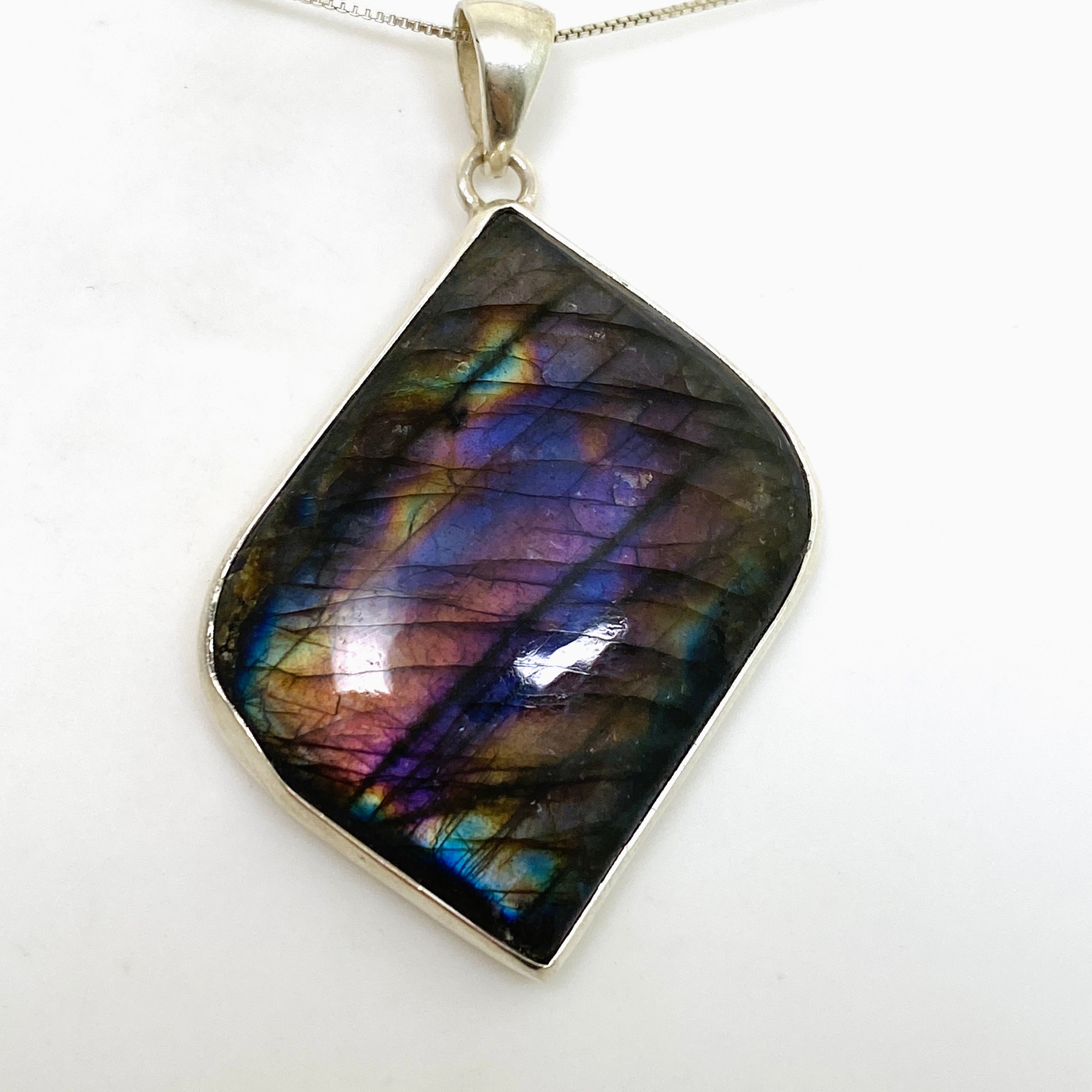 Natural Labradorite Freeform Cabochon Pendant Necklace - Unique Healing Crystal Jewelry for Women - Perfect for Meditation, Energy Work & Spiritual Gifts | KPGJ4872