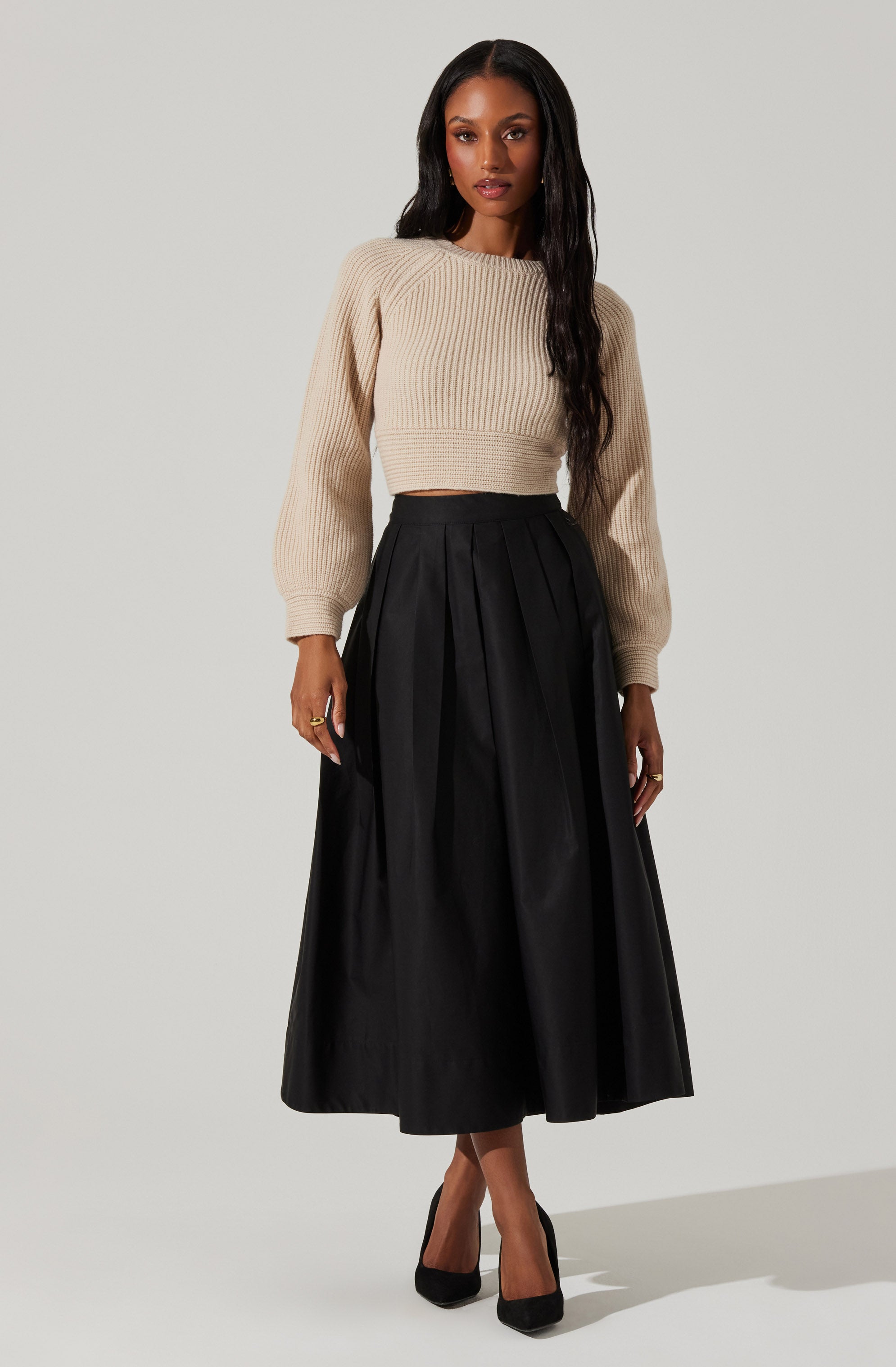 Eila Contrast Bow Back Sweater - Women's Fashion Knit Top for Fall & Winter | Perfect for Office, Date Night & Holiday Outfits