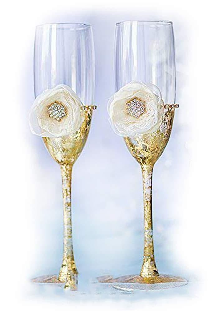 Personalized Gold Wedding Toasting Flutes - Engraved Champagne Glasses for Bride and Groom - Elegant Ivory Wedding Flutes Set of 2 - Perfect for Wedding Ceremony, Anniversary & Romantic Celebrations