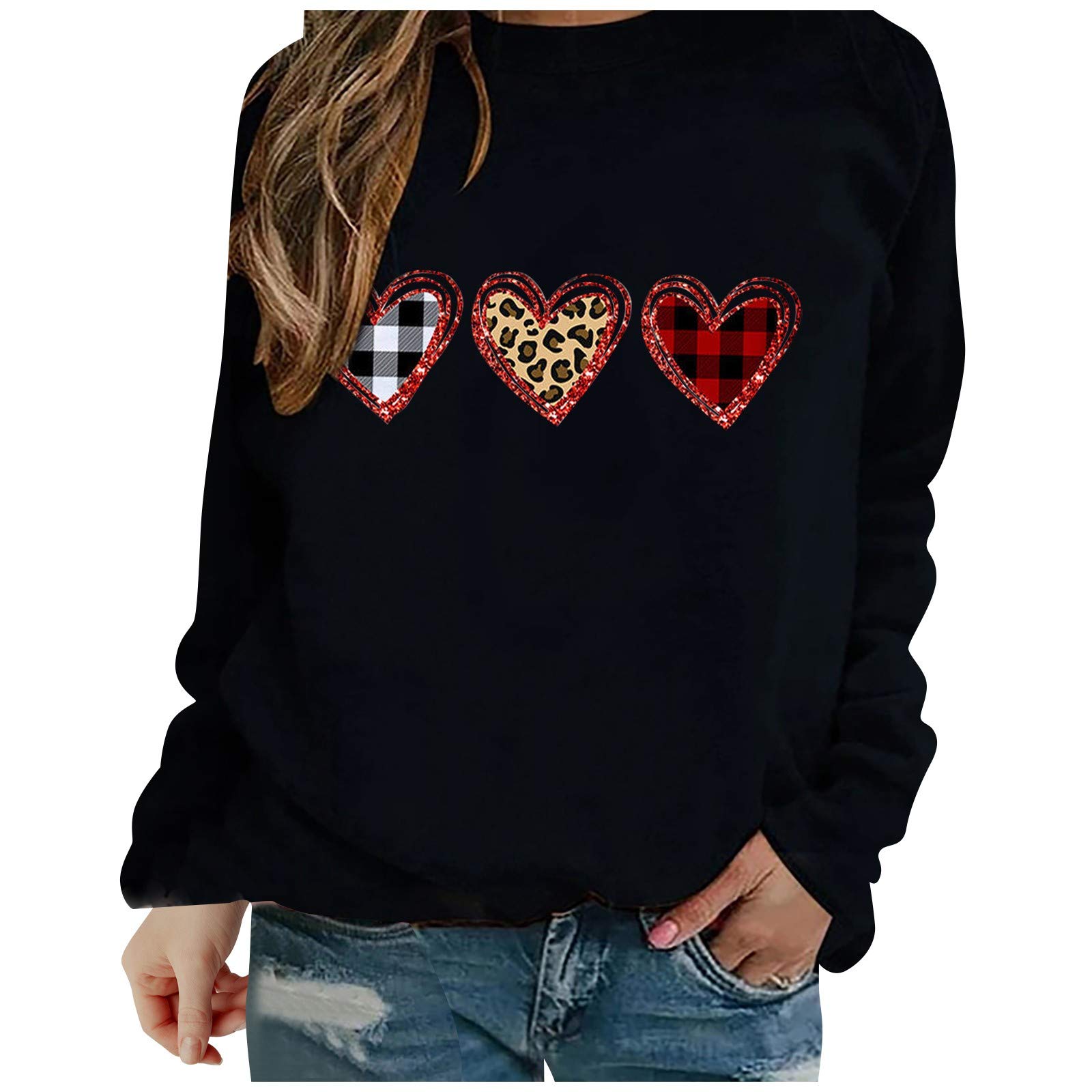 Women's Love Heart Graphic T-Shirt - Casual Long Sleeve Valentine's Day Top for Women | Perfect for Date Nights, Romantic Gifts & Couple Outfits