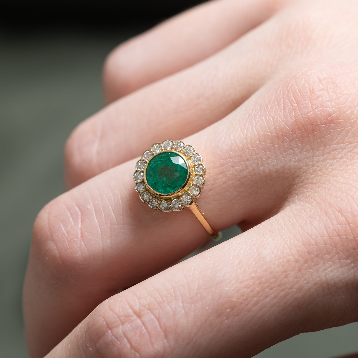 Birmingham Emerald & Diamond Halo Ring - 1.40ct Emerald & 0.34ctw Diamond Accents - Size 6.75 - Elegant Engagement & Wedding Ring for Women