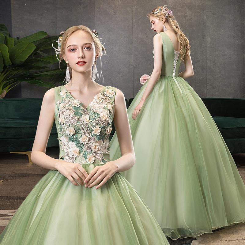 Elegant Green Tulle Ball Gown with Floral Details - Sweet 16 Birthday Party Dress, Prom Gown for Teens - Perfect for Quinceañera, Homecoming, Formal Dances & Special Occasions