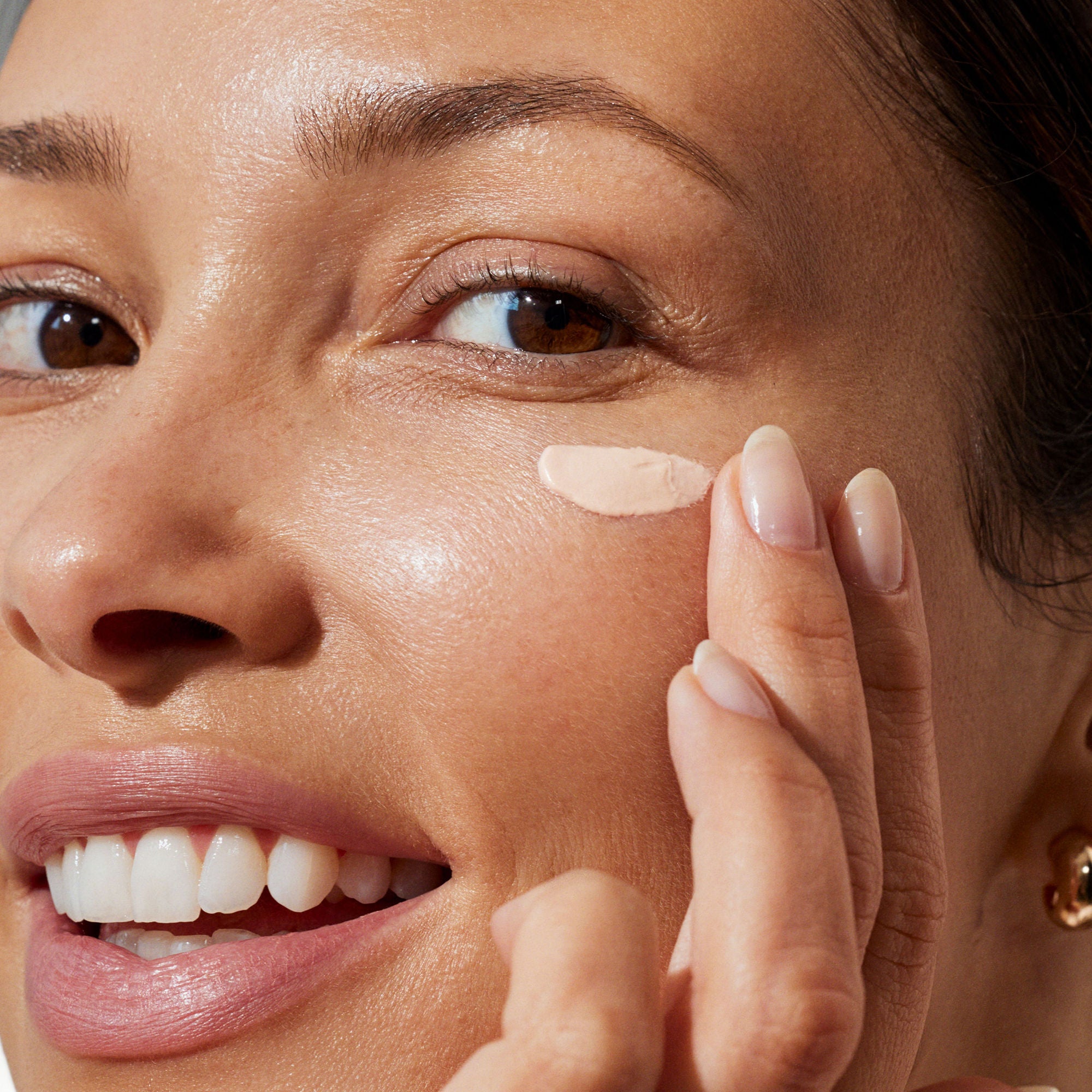 Bright Eyed 100% Mineral Eye Cream SPF 40 - Natural Under Eye Treatment for Dark Circles & Wrinkles - Daily Sun Protection & Hydration for Sensitive Skin - Perfect for Outdoor Activities & Daily Skincare Routine