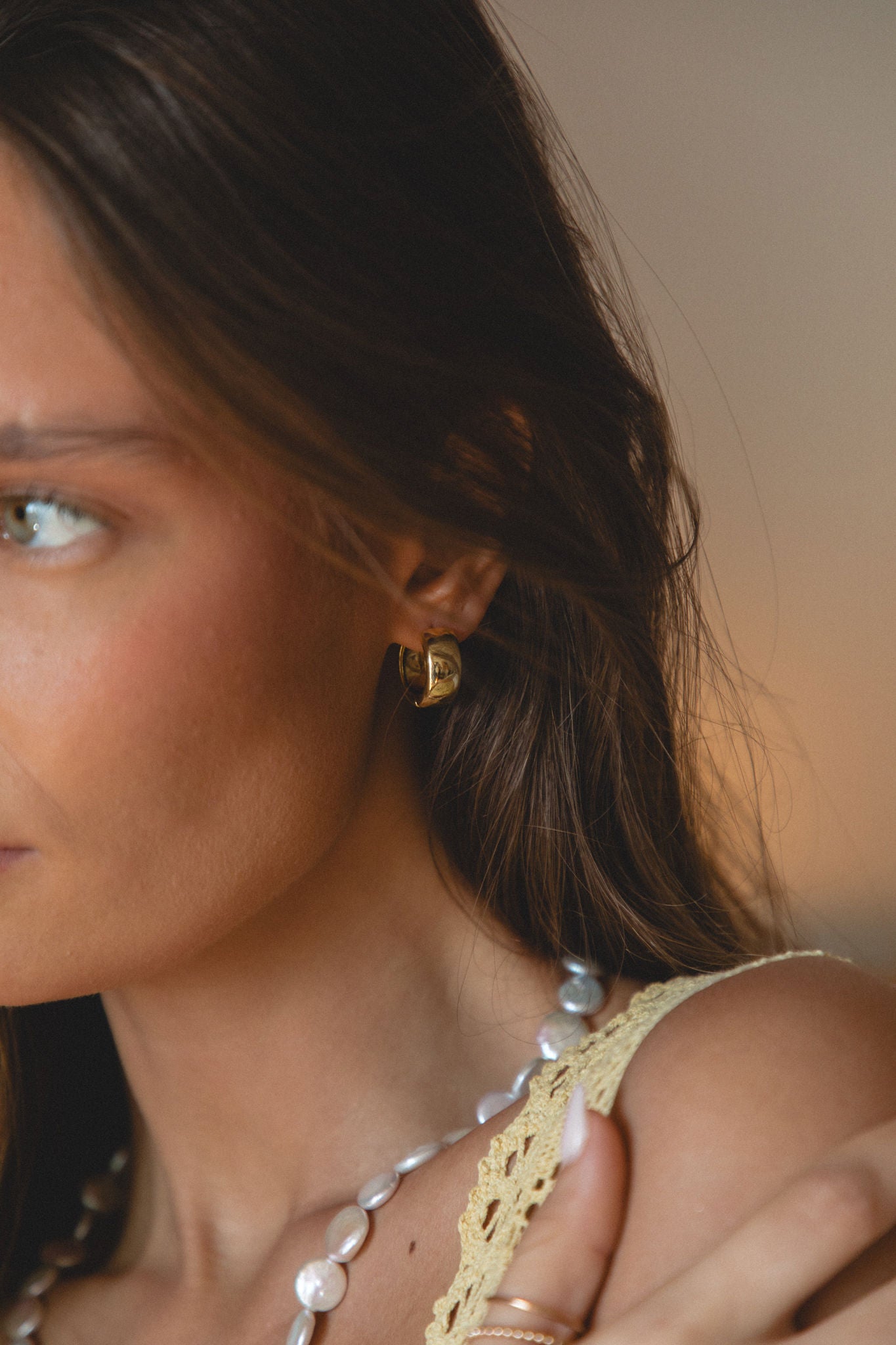 OSC x SOLAÍ Chunky Double Hoop Earrings for Women - Trendy Gold & Silver Statement Hoop Earrings | Perfect for Parties, Date Nights & Everyday Wear