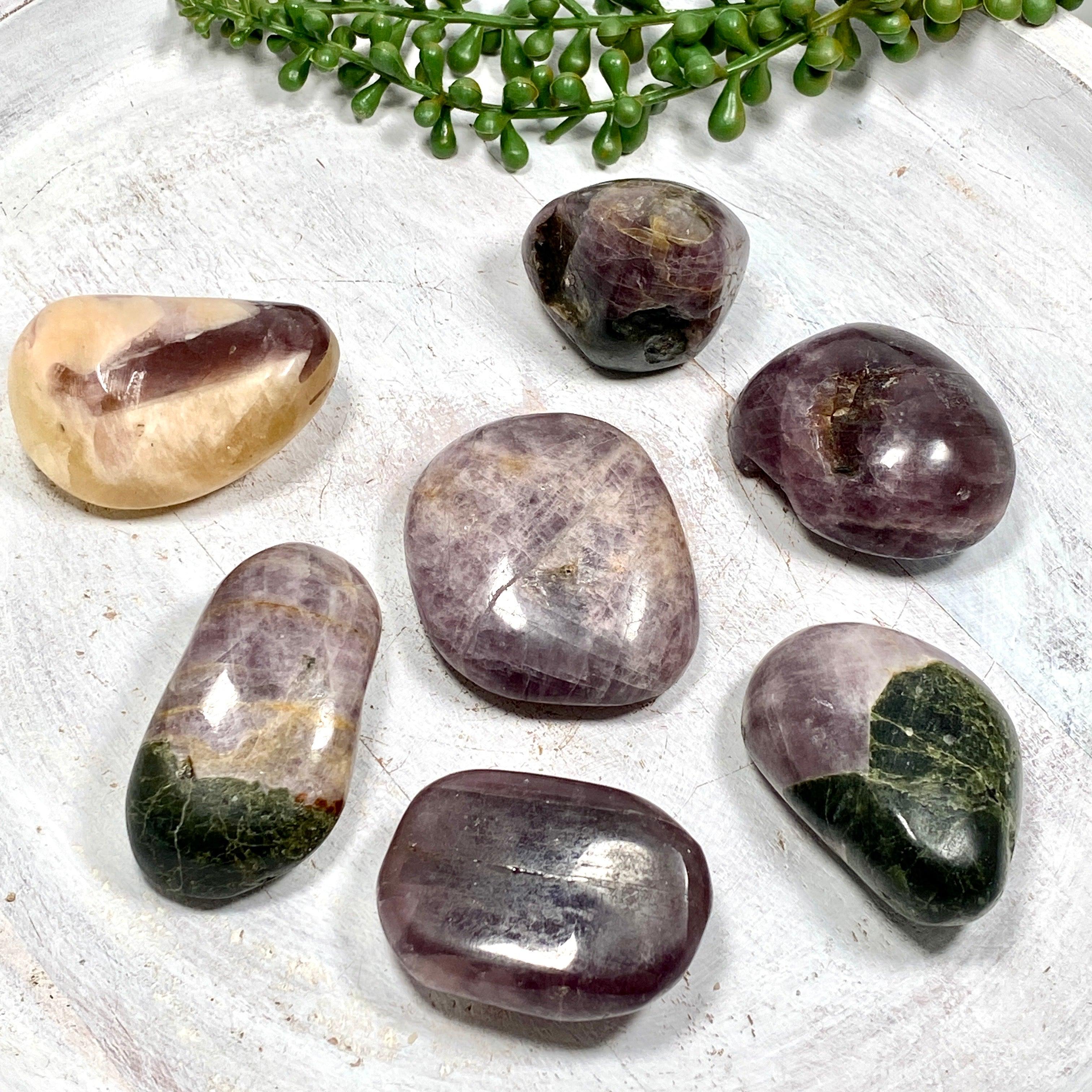 Healing Purple Anhydrite Angelite Tumbled Stones 60-80g for Chakra Balancing, Meditation & Stress Relief - Natural Crystal for Home Decor, Reiki & Spiritual Healing (CR3419)