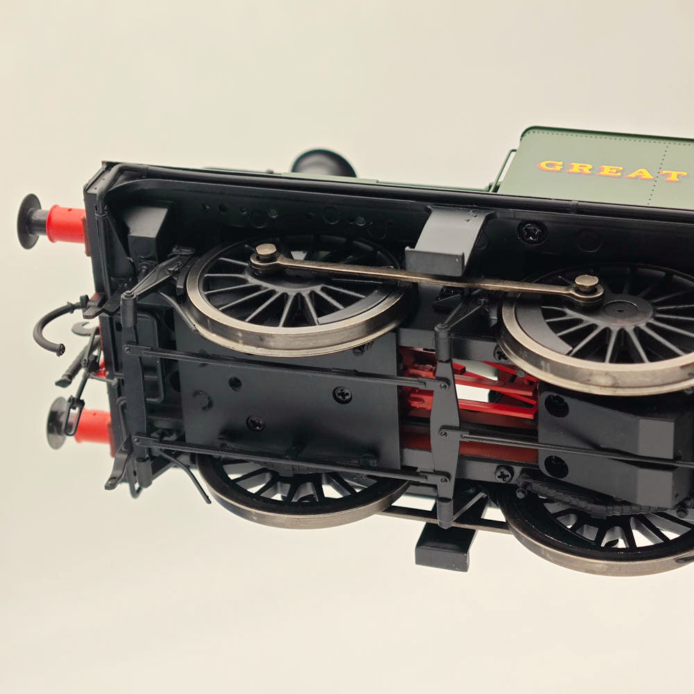 Dapol 7s 006 050 O Gauge 58xx Class Great Western Green 5811 21DCC Model Train Locomotive - Perfect for Collectors & Railway Enthusiasts