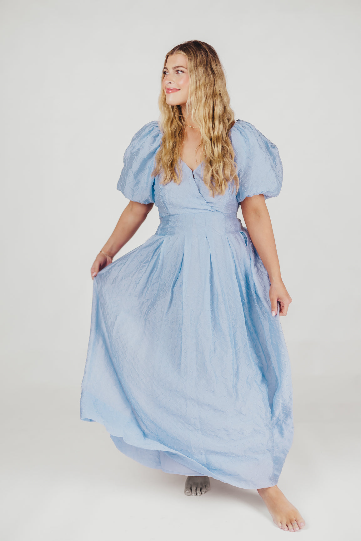ASTR Linette Jacquard Midi Dress - Floral Print Blue Summer Dress for Women | Perfect for Weddings, Parties & Date Nights