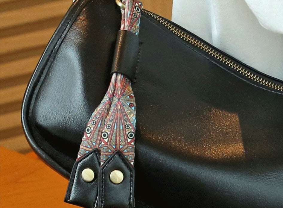 Stylish Small Leather Sling Bag for Women & Men - Crossbody Shoulder Bag with Adjustable Strap - Perfect for Travel, Shopping & Daily Use