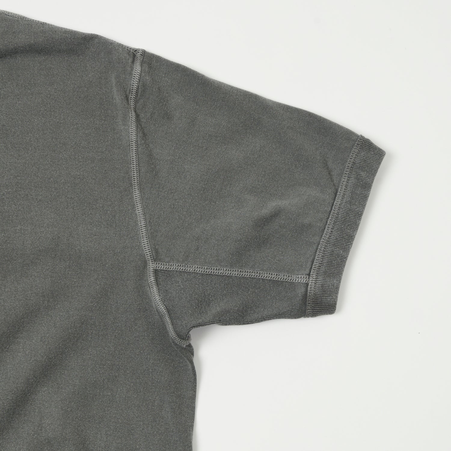 Full Count 5222 Flat Seam Heavyweight Short Sleeve T-Shirt - Premium Cotton Black Tee for Men | Casual Wear, Street Style & Everyday Comfort