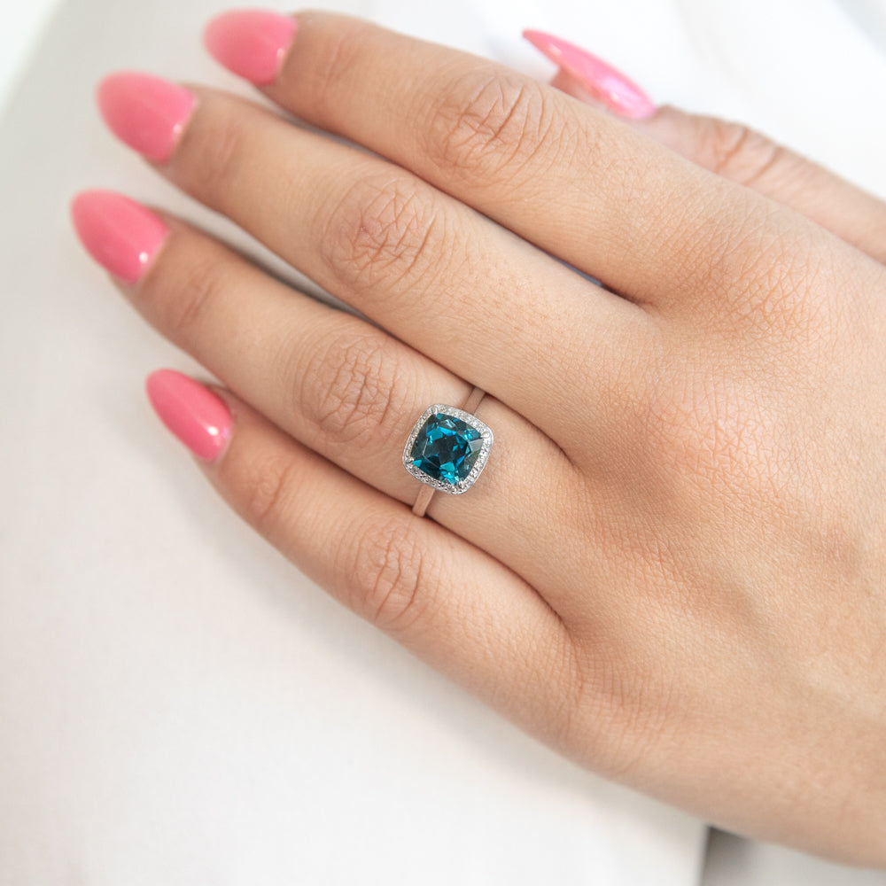 9ct White Gold 2.70ct London Blue Topaz & Diamond Engagement Ring for Women - Elegant Wedding, Anniversary & Special Occasion Jewelry Gift