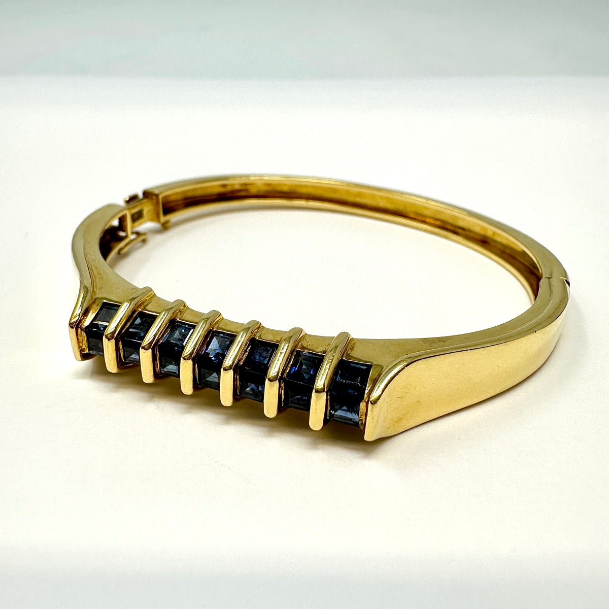 Luxury Montreaux 18K Gold Bracelet with Genuine Sapphire Gemstone - Elegant Jewelry Gift for Women, Perfect for Weddings, Anniversaries & Special Occasions