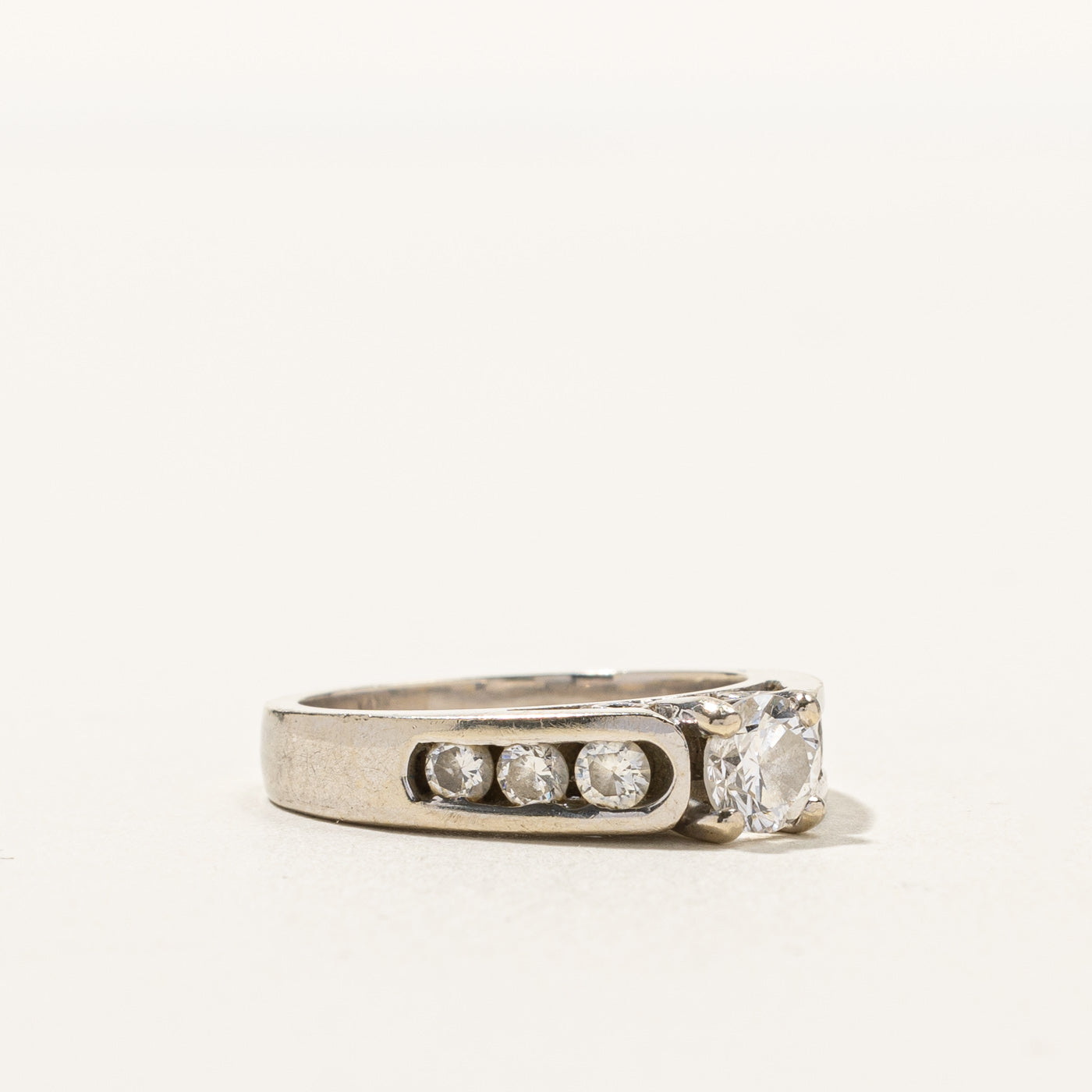Exquisite 0.91ctw Diamond Accented Engagement Ring for Women - Size 5.5 | High Set Solitaire Wedding Band | Perfect for Proposals, Anniversaries & Romantic Occasions
