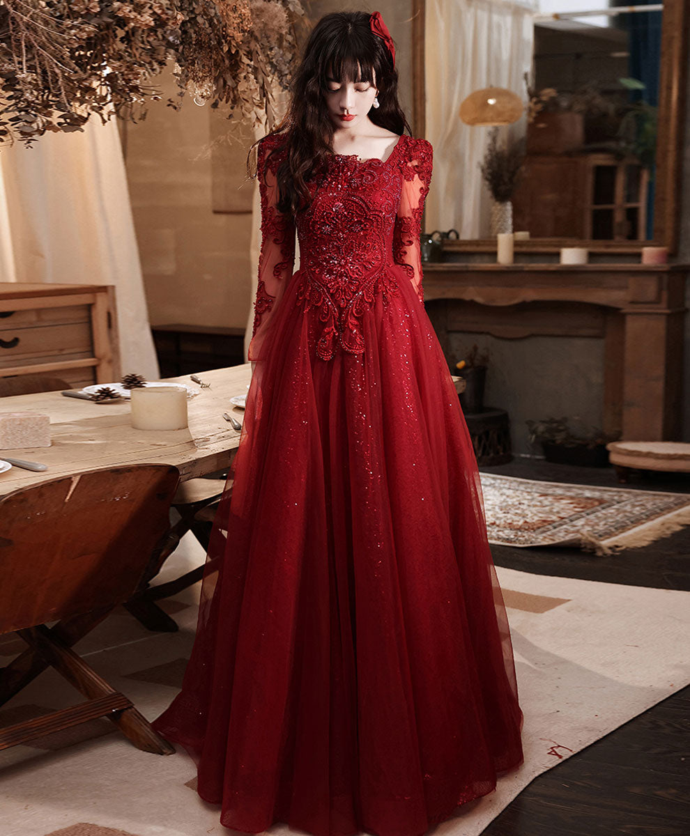 Elegant Burgundy A-Line Lace Prom Dress with Tulle Skirt - Formal Graduation Gown for Women - Perfect for Prom Night, Homecoming, and Special Occasions