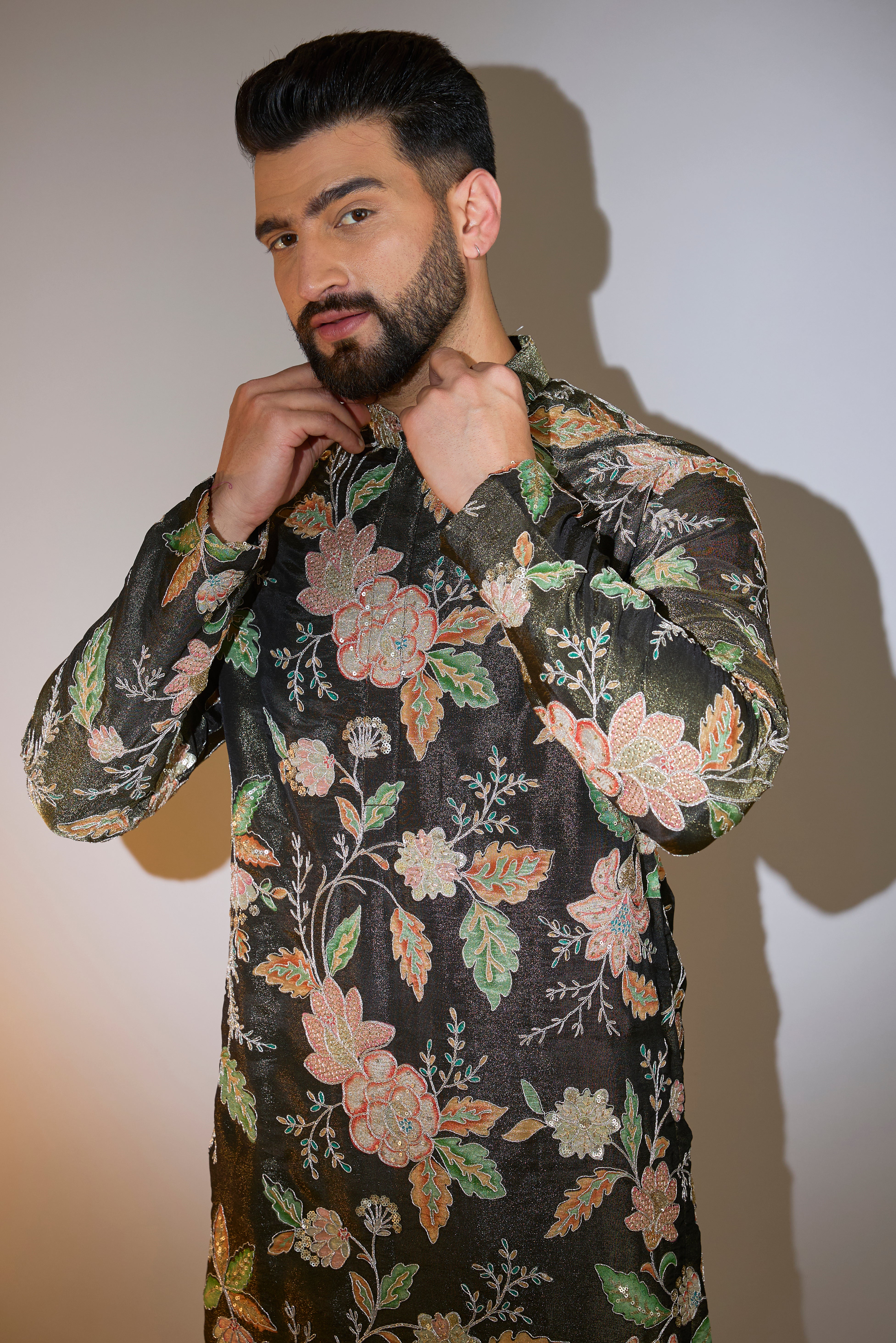 Exquisite Mehndi Green Floral Kurta with Intricate Aari Embroidery – Perfect for Festivals, Weddings & Ethnic Celebrations