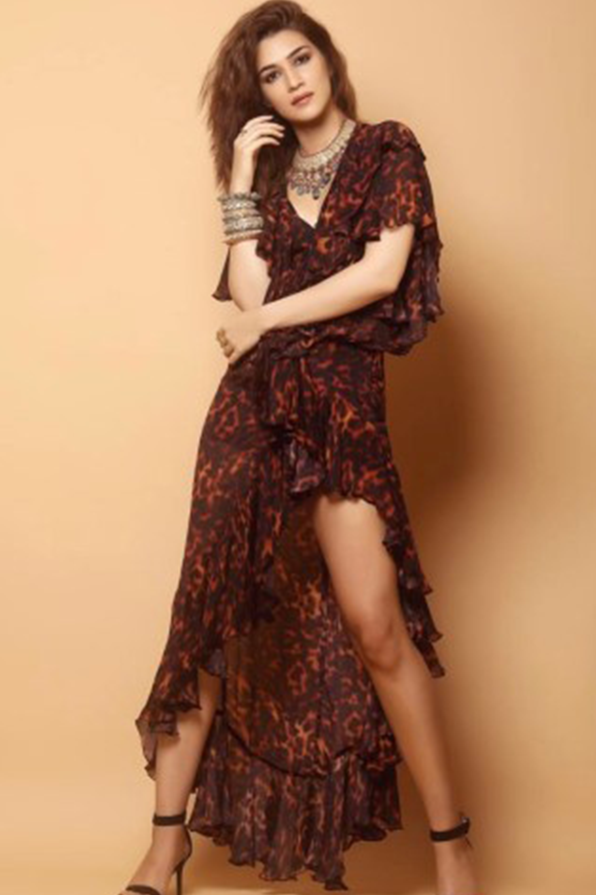Kriti Sanon Stone Print Ruffled Sleeves Dress for Women | Elegant Party & Evening Wear | Perfect for Weddings, Date Nights & Special Occasions