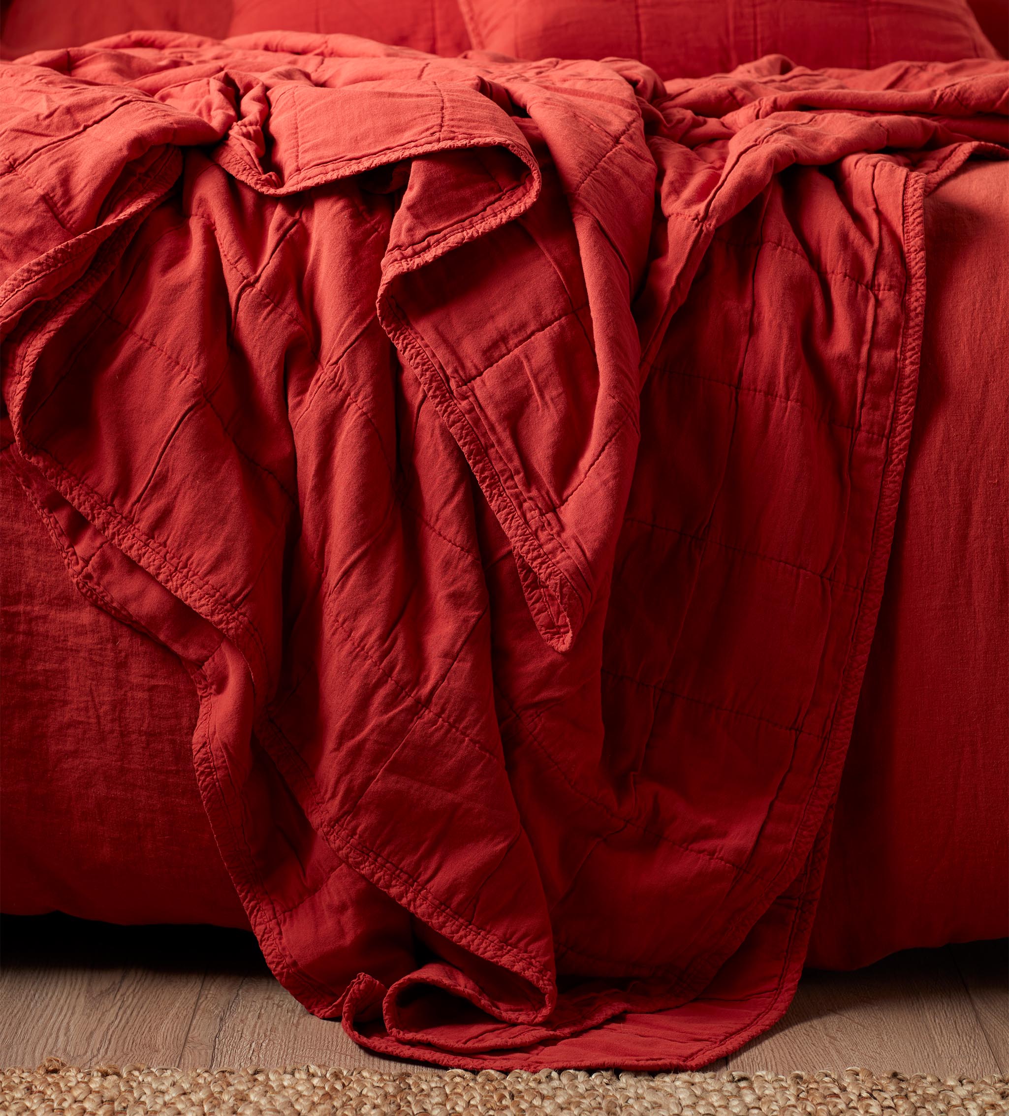 Premium 100% Cotton Quilted Throw Blanket - Soft & Cozy Paprika Finn Design for Bed, Sofa & Couch - Perfect for Home Decor, Gift & Winter Warmth