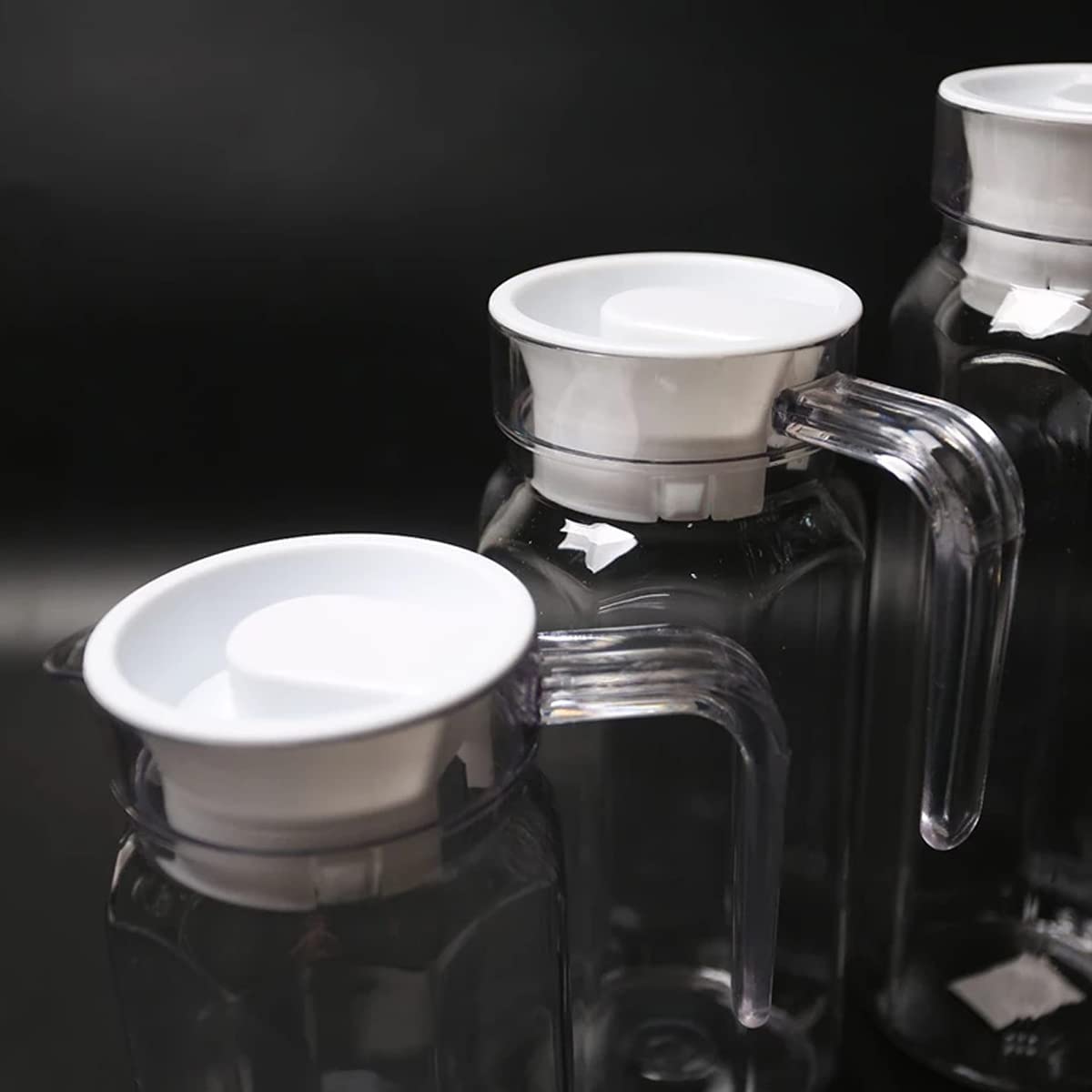 4-Piece Glass Water Pitcher Lids - Replacement Stoppers & Caps for Glass Jugs, Bistro Pitchers - Airtight & Durable White Pitcher Lids - Perfect for Iced Tea, Lemonade, and Water Dispensers at Home, Restaurants, or Cafes