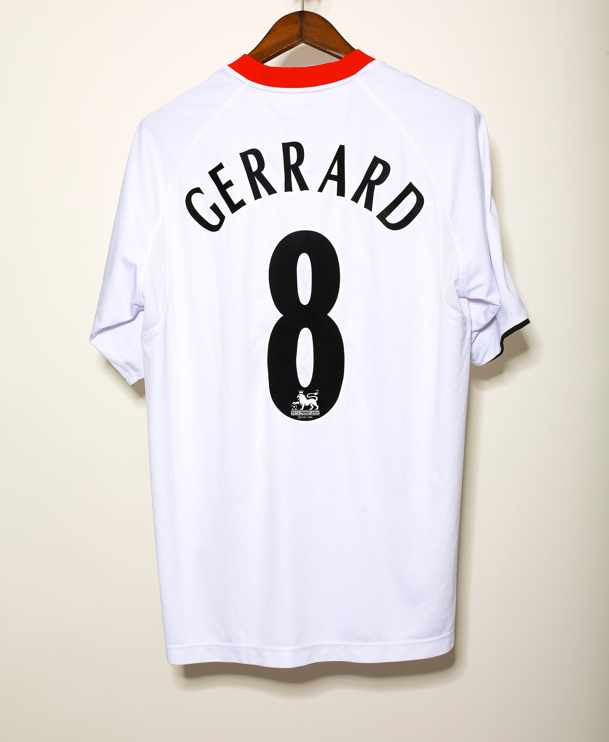 2005-06 Liverpool FC Steven Gerrard Home Jersey Size XL - Authentic Football Shirt for Fans & Collectors - Perfect for Match Days, Cosplay & Sports Memorabilia Display