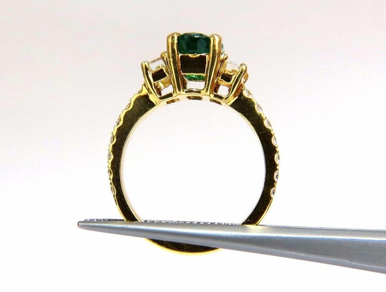 GIA Certified 2.68 Carat Natural Emerald and Diamond Ring in 18K Gold - Elegant Jewelry for Weddings, Anniversaries & Special Occasions