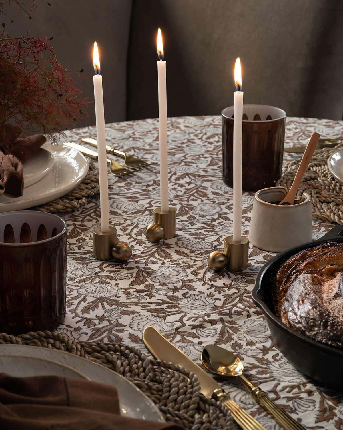 Skinny Taper Candle Holder - Elegant Slim Taper Candle Stand for Dining Table, Wedding Centerpiece & Home Decor