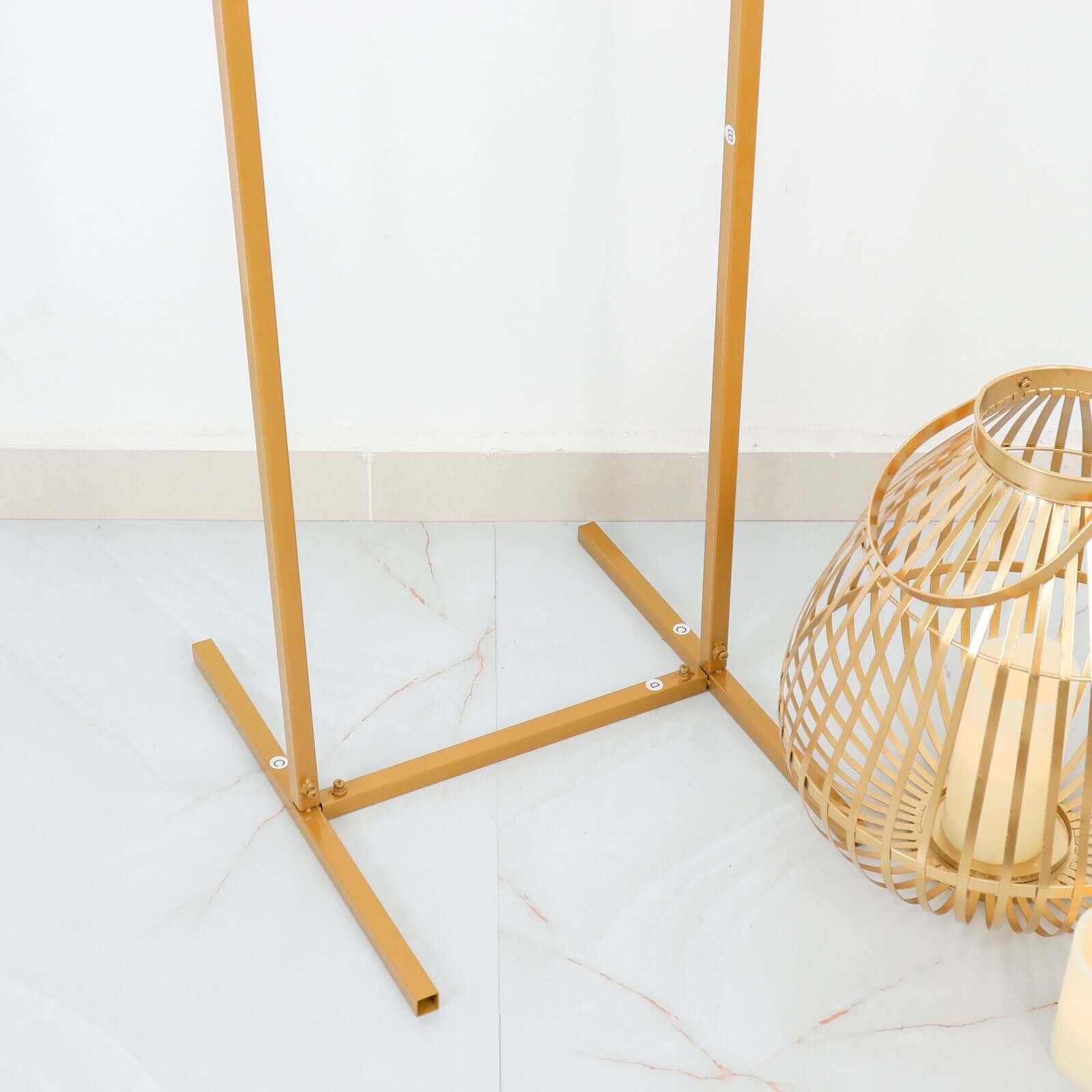 Gold Wedding Flower Stand - 4.5ft Metal Backdrop & Vase Column for Wedding Centerpiece Decor